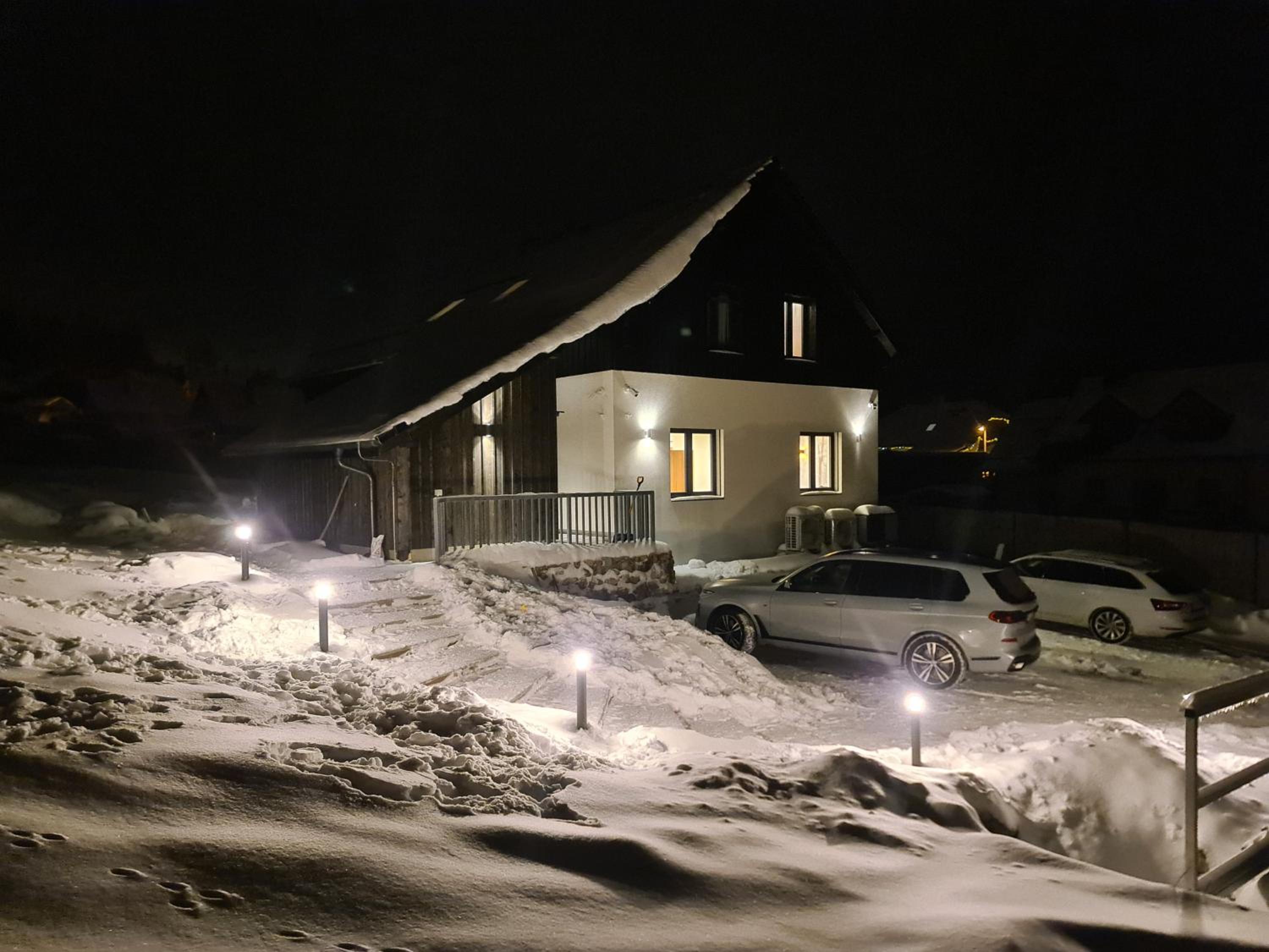 Residence Smržovka - Luxury House with Swimming Pool, Jacuzzi, Garden and BBQ