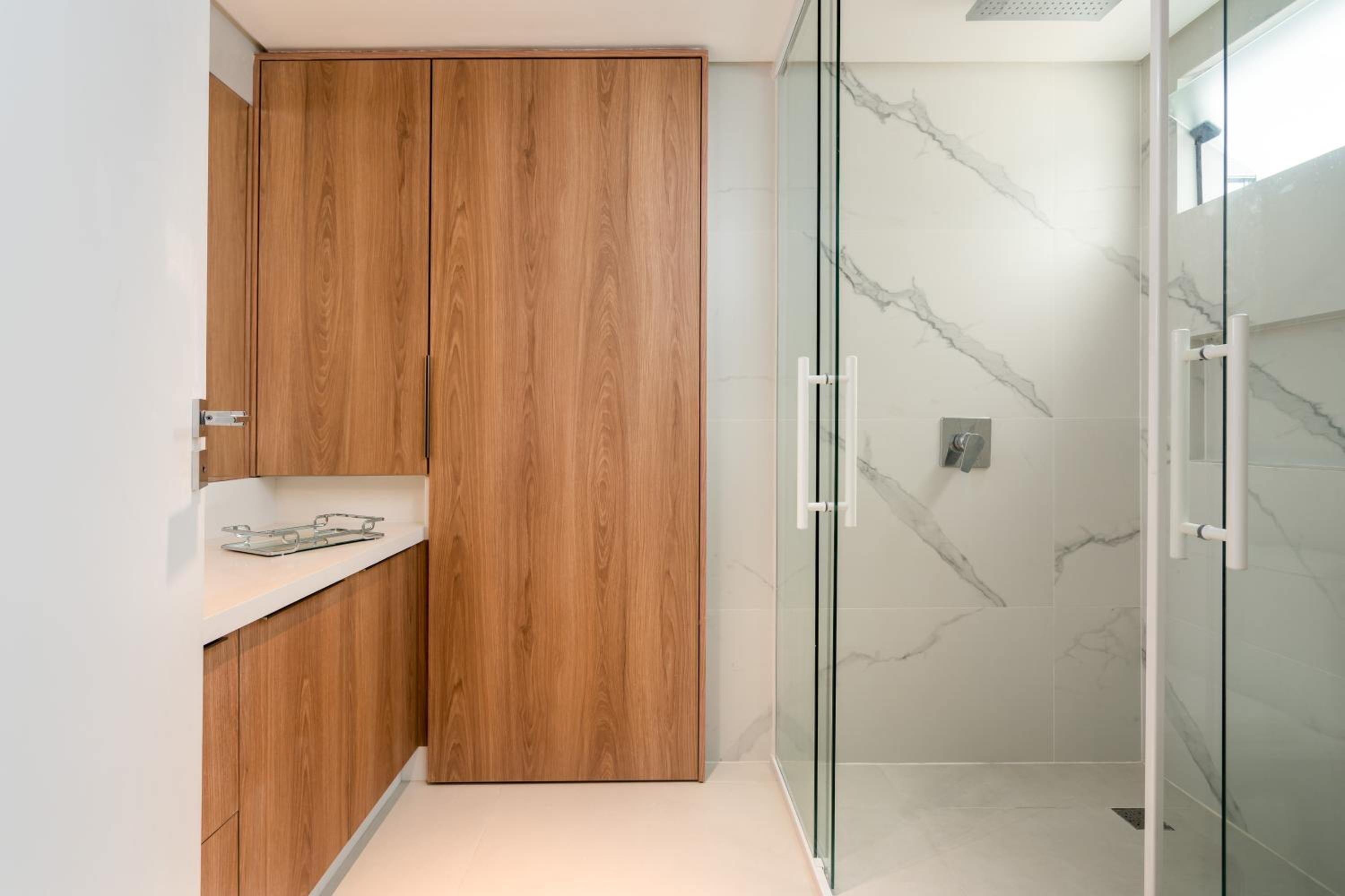 Luxo a Beira-Mar, 4 Suites, Jacuzzi e Sofisticaçao