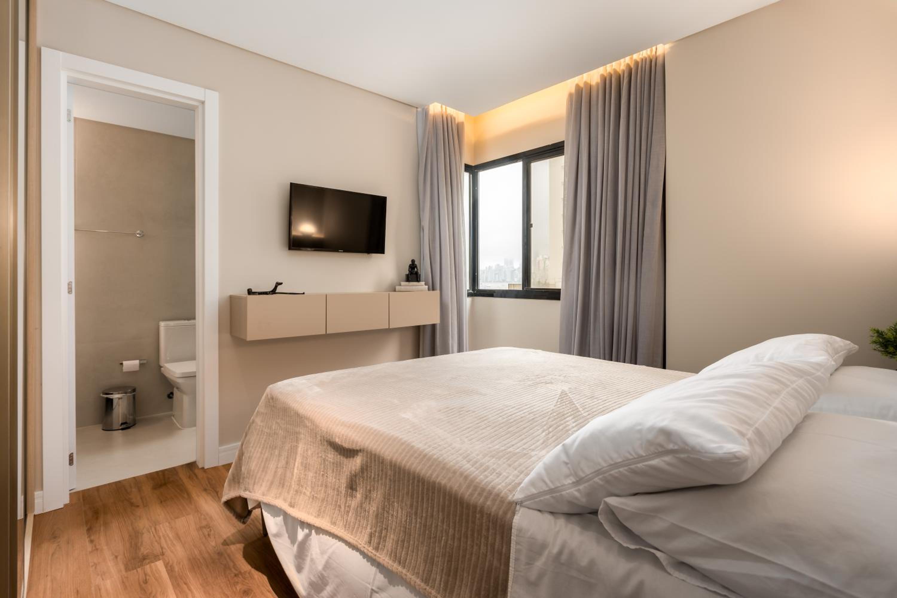 Luxo a Beira-Mar, 4 Suites, Jacuzzi e Sofisticaçao