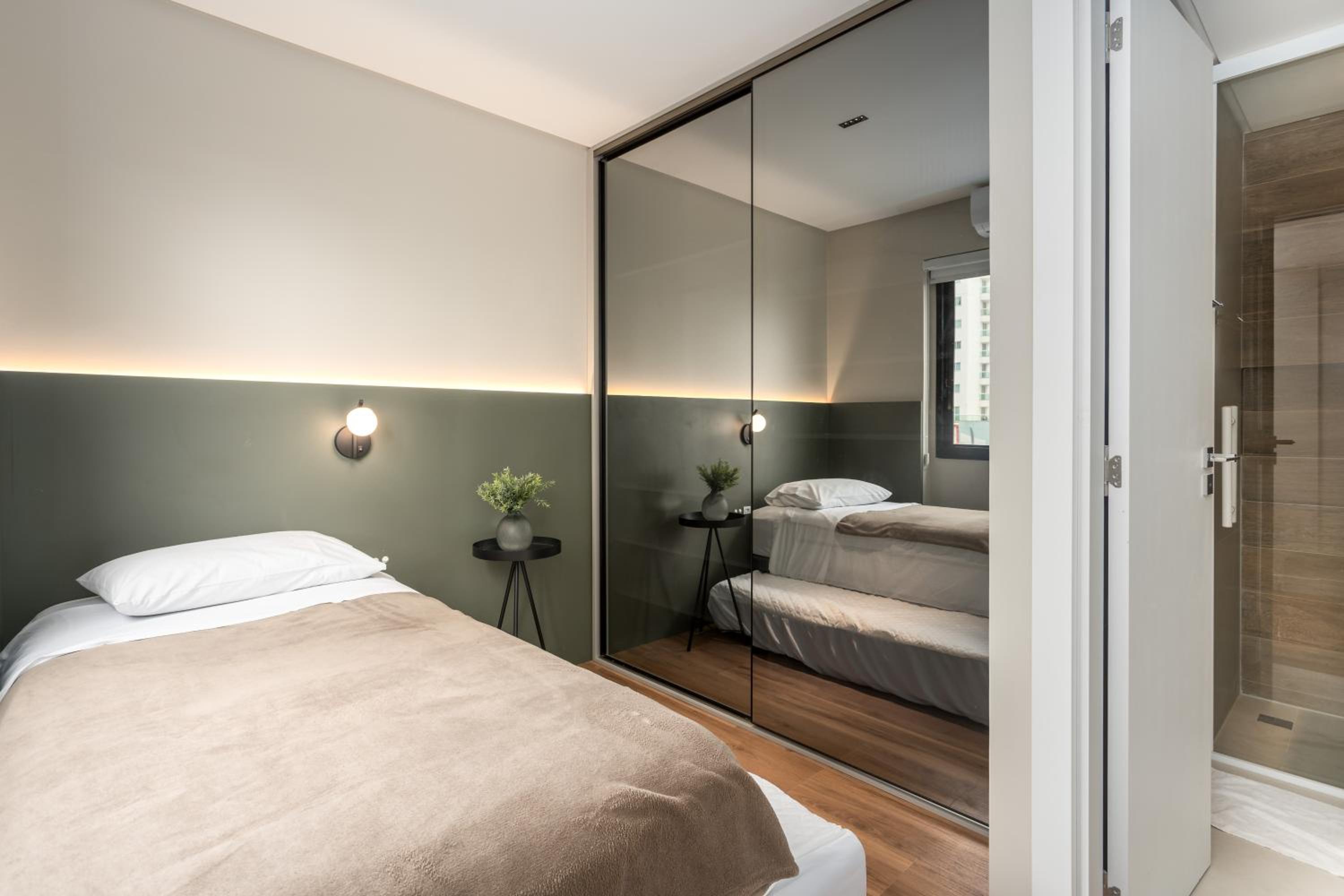 Luxo a Beira-Mar, 4 Suites, Jacuzzi e Sofisticaçao