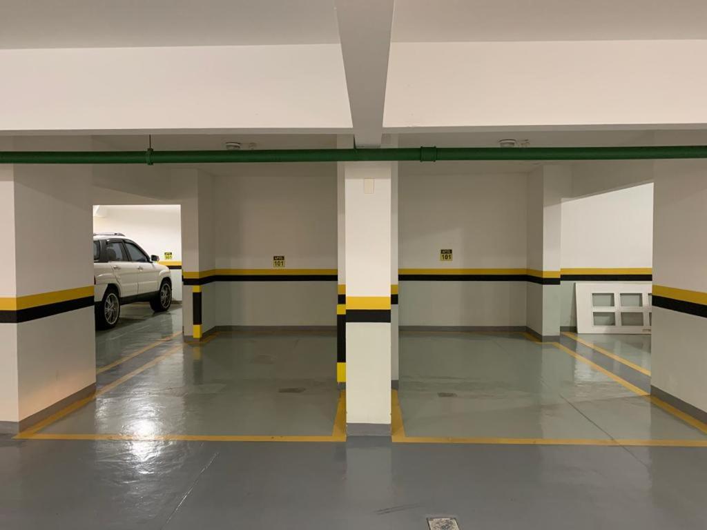 Luxo a Beira-Mar, 4 Suites, Jacuzzi e Sofisticaçao
