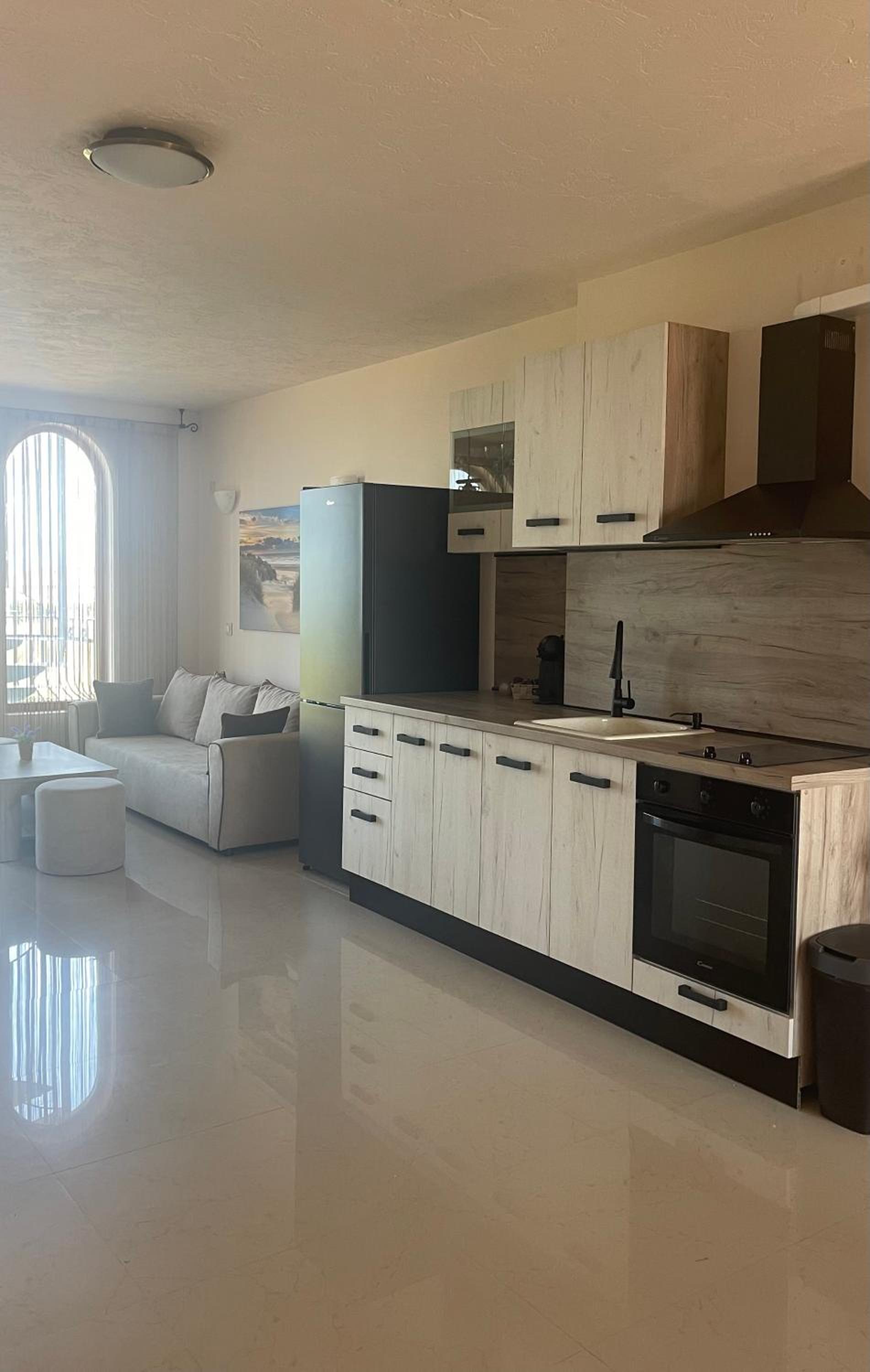 Private Apartment with Sea View