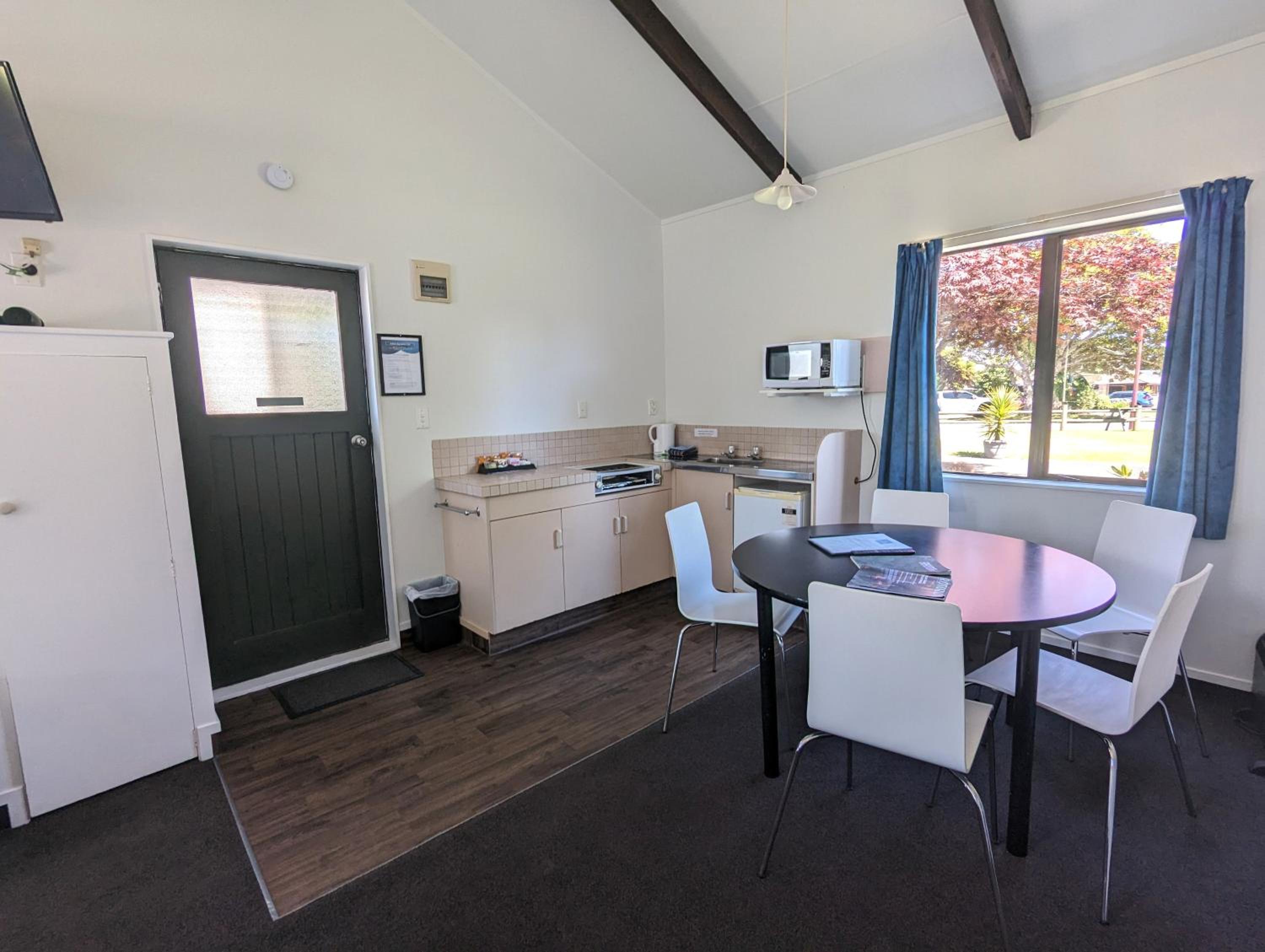 Holdens Bay Holiday Park