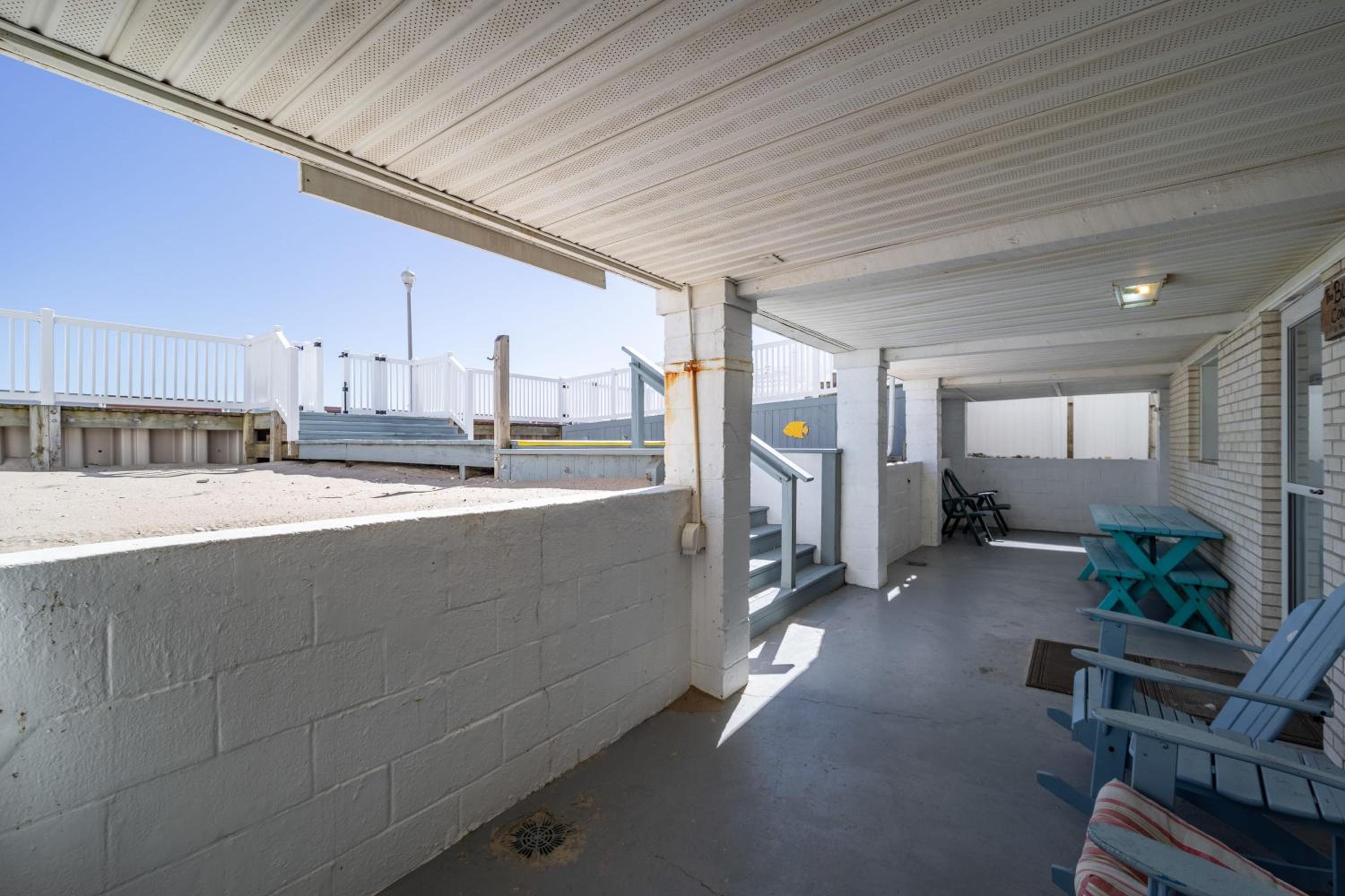 Ocean Front Nancy Claire 1 -Bunker view 2