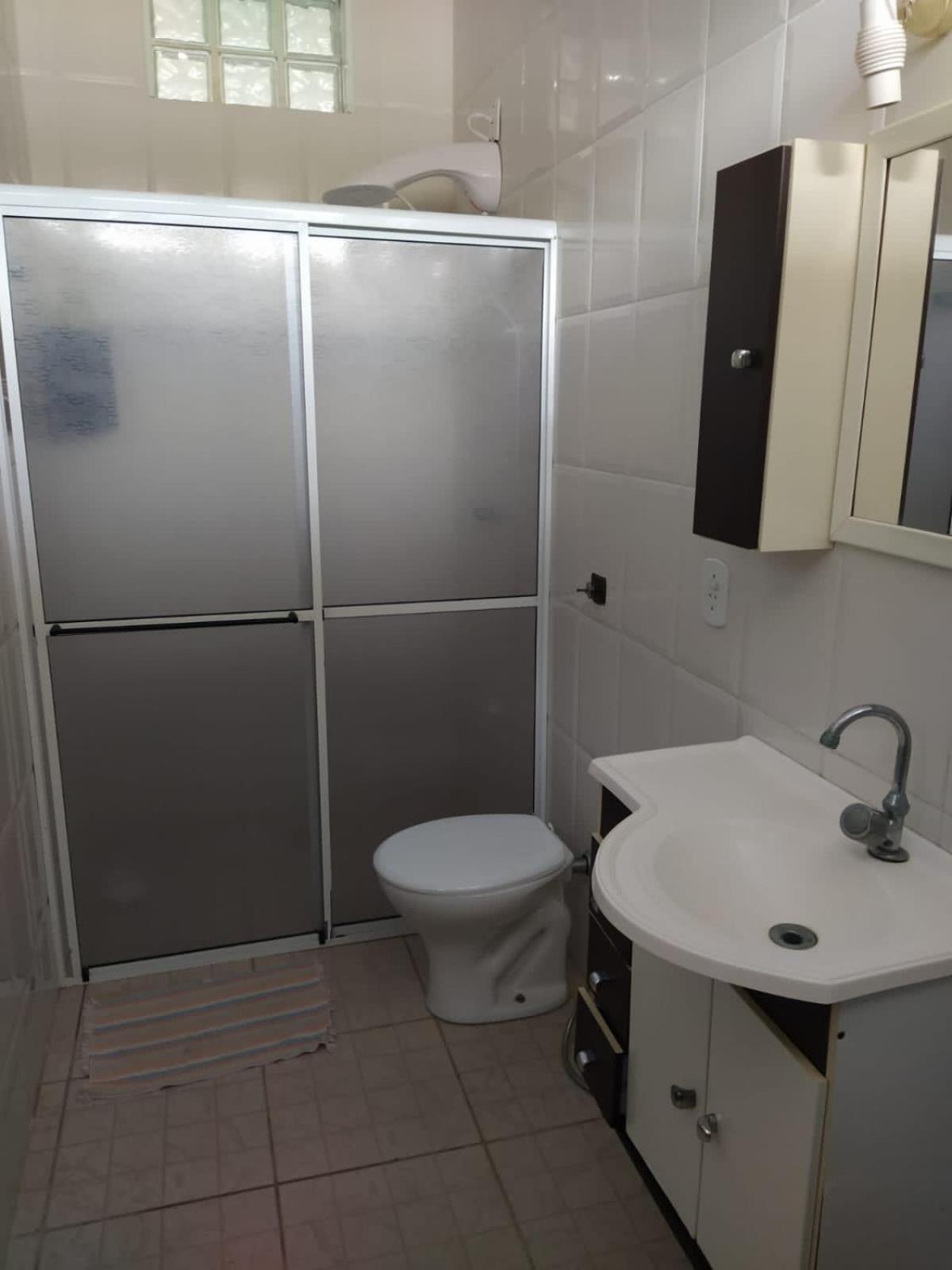 Carnaval a partir 5 diárias - 15 pessoas- Linda Casa de praia com Super piscina 12x5 Novinha com 3 níveis, Wi-Fi, Tv led,jardim , churrasqueira completa