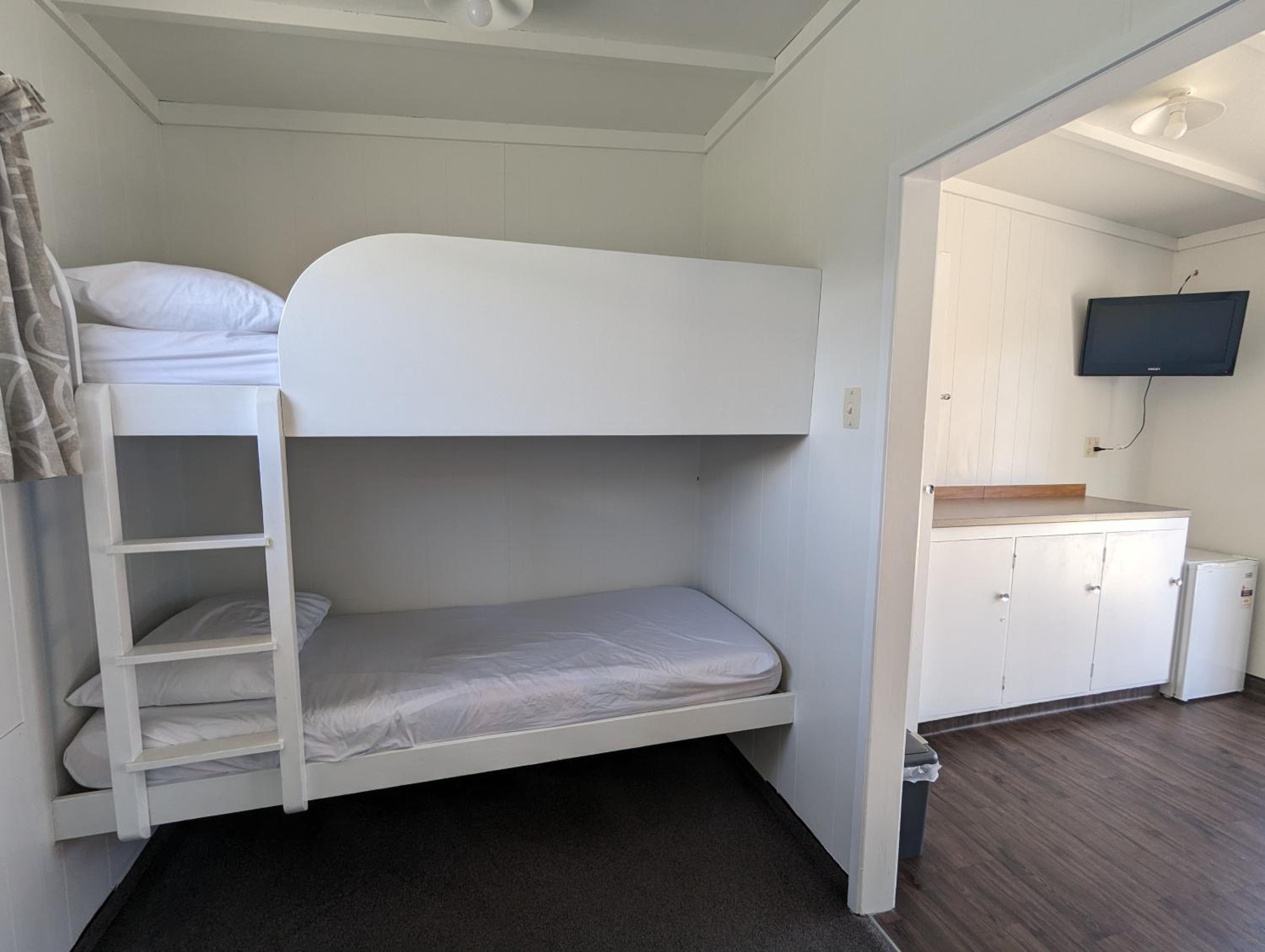 Holdens Bay Holiday Park