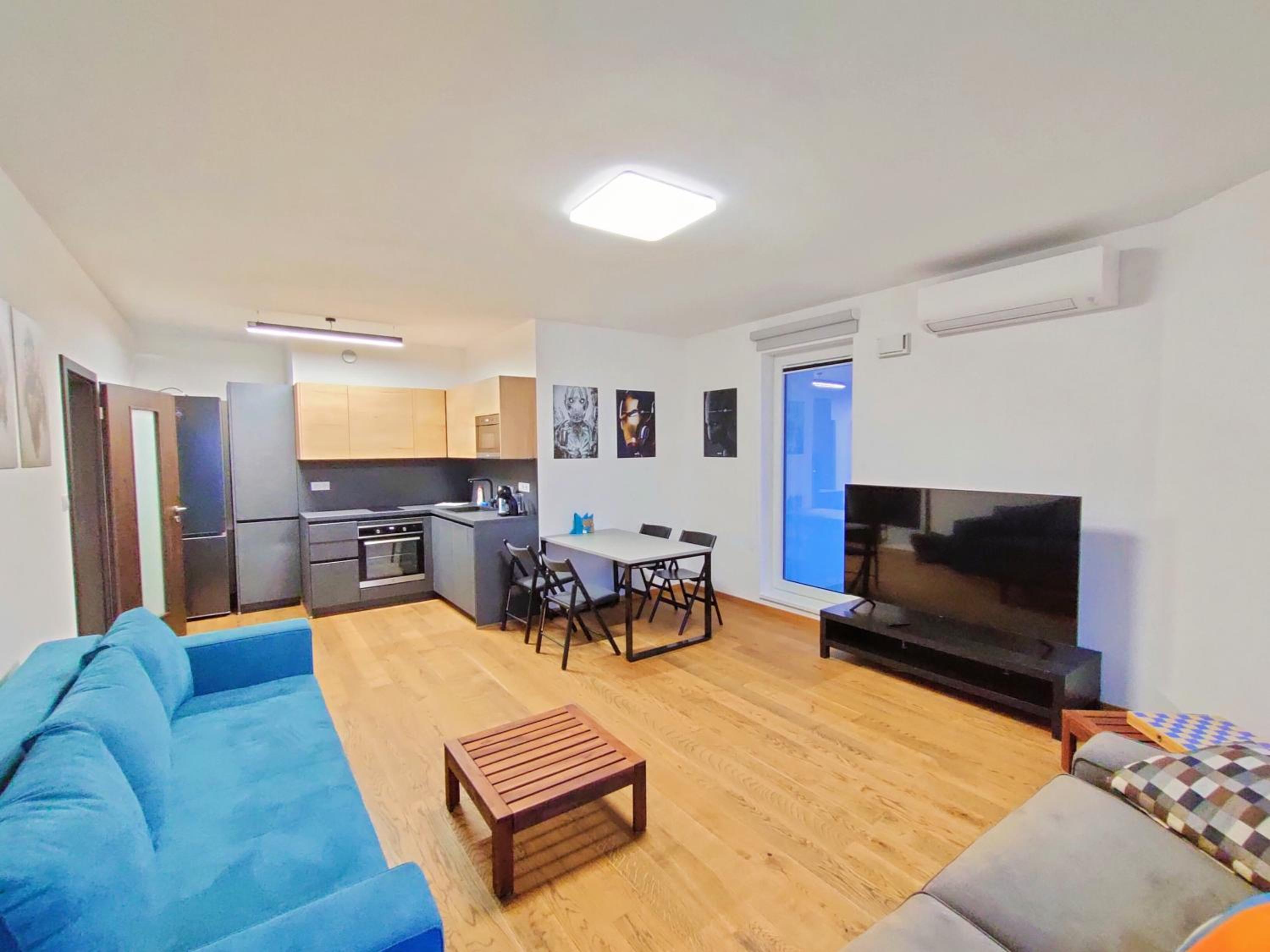 SAG 18th floor Beautiful apartment in center free wifi view 2