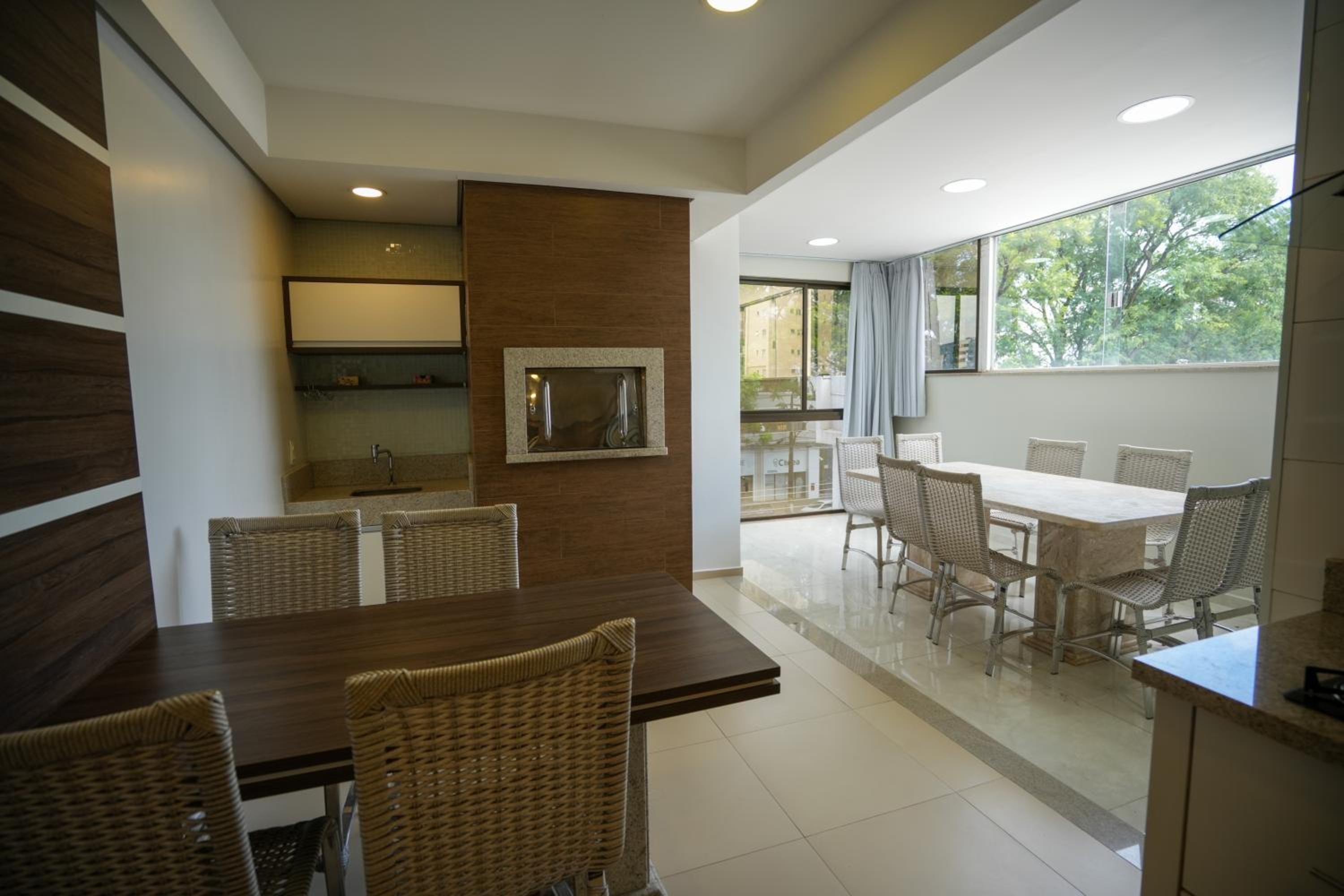 Foz Cobertura 3 suítes e Foz Apartamento 2 suítes