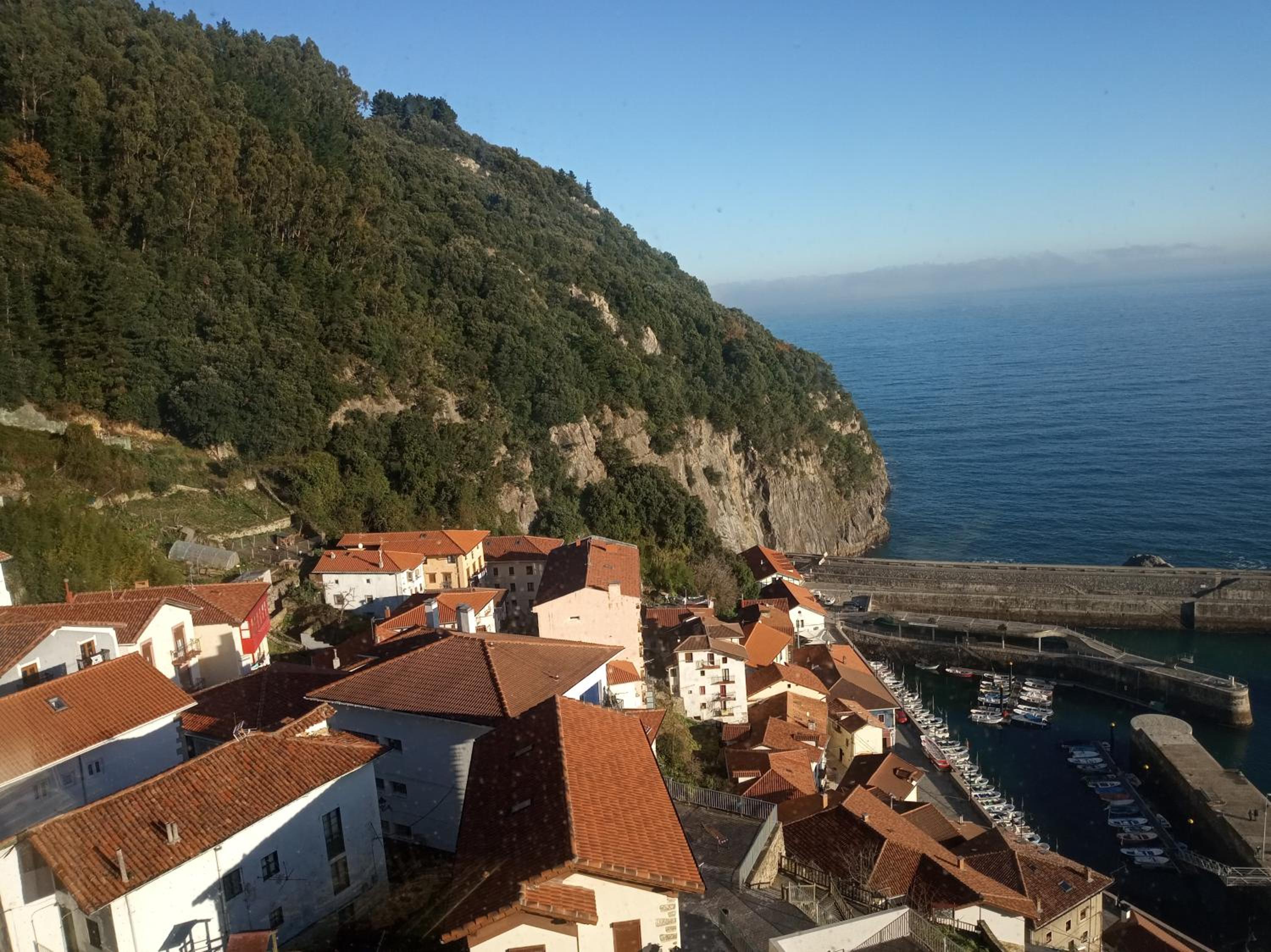 Mirando al mar, itxas gane view 4