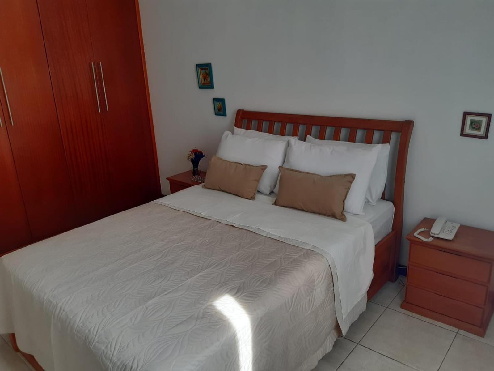 Apart na Praia da Barra da Tijuca ,Posto 6 Aptº inteiro para até 4 pessoas