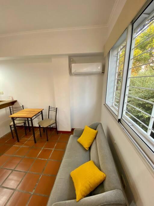 Cómodo departamento Plaza