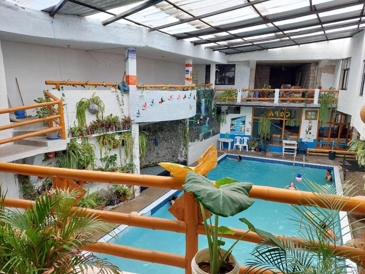 Hostal y Complejo Turístico La Rueda