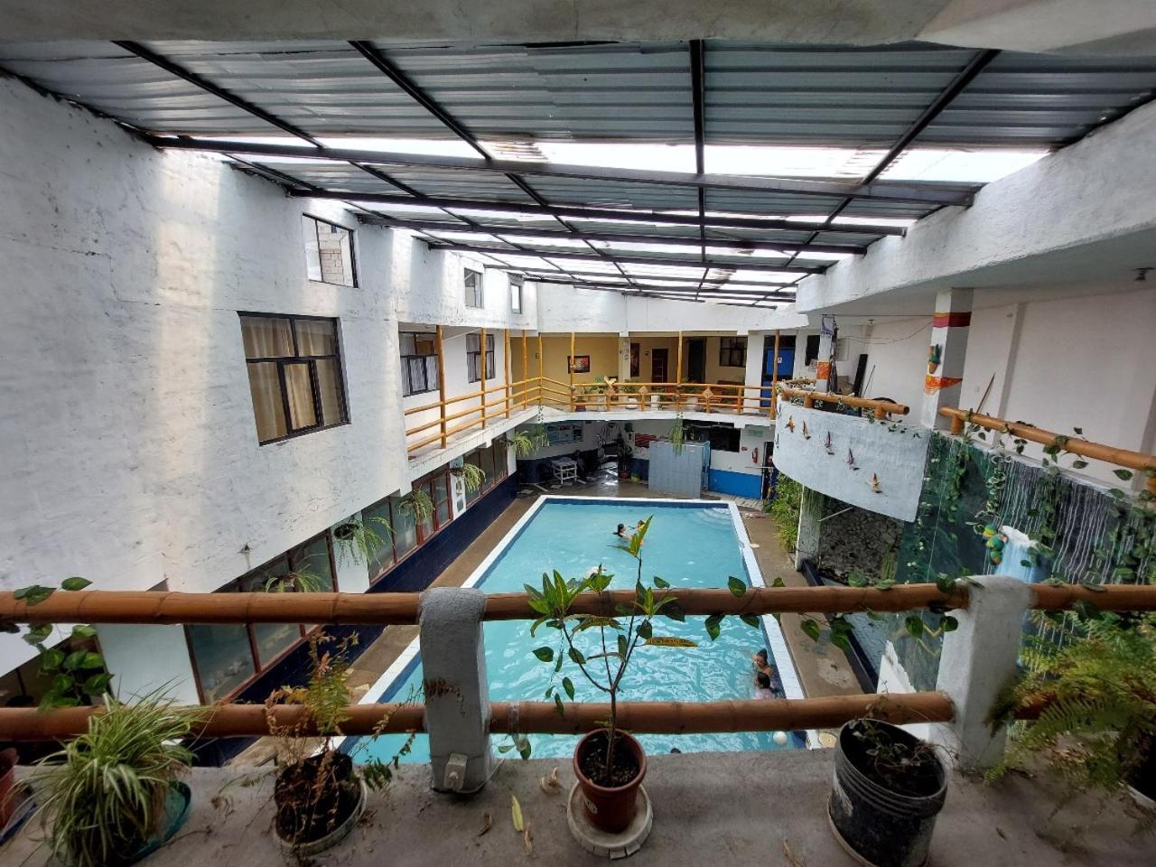 Hostal y Complejo Turístico La Rueda