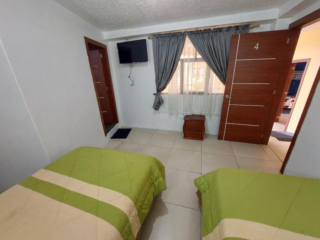 Hostal y Complejo Turístico La Rueda