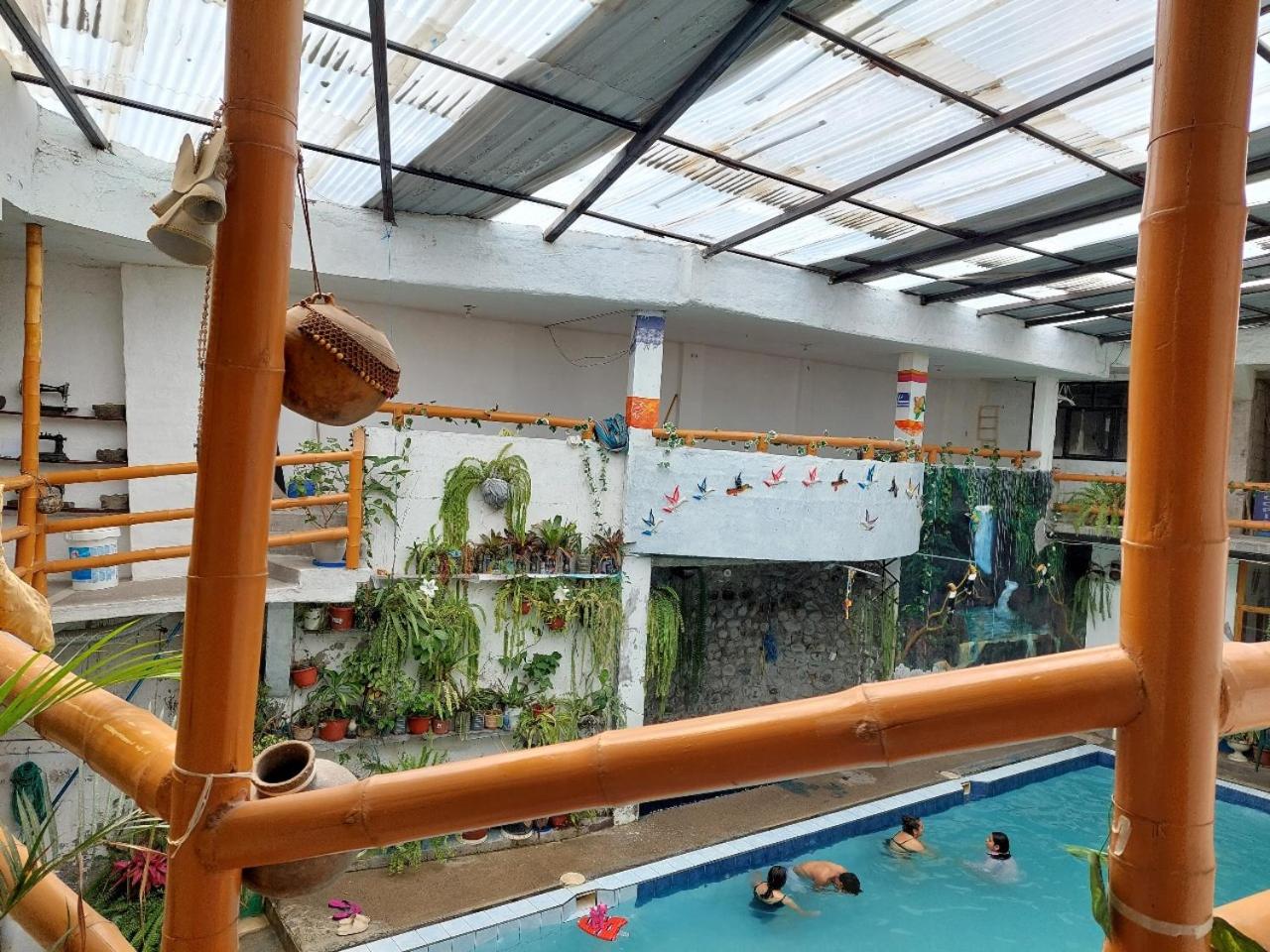 Hostal y Complejo Turístico La Rueda