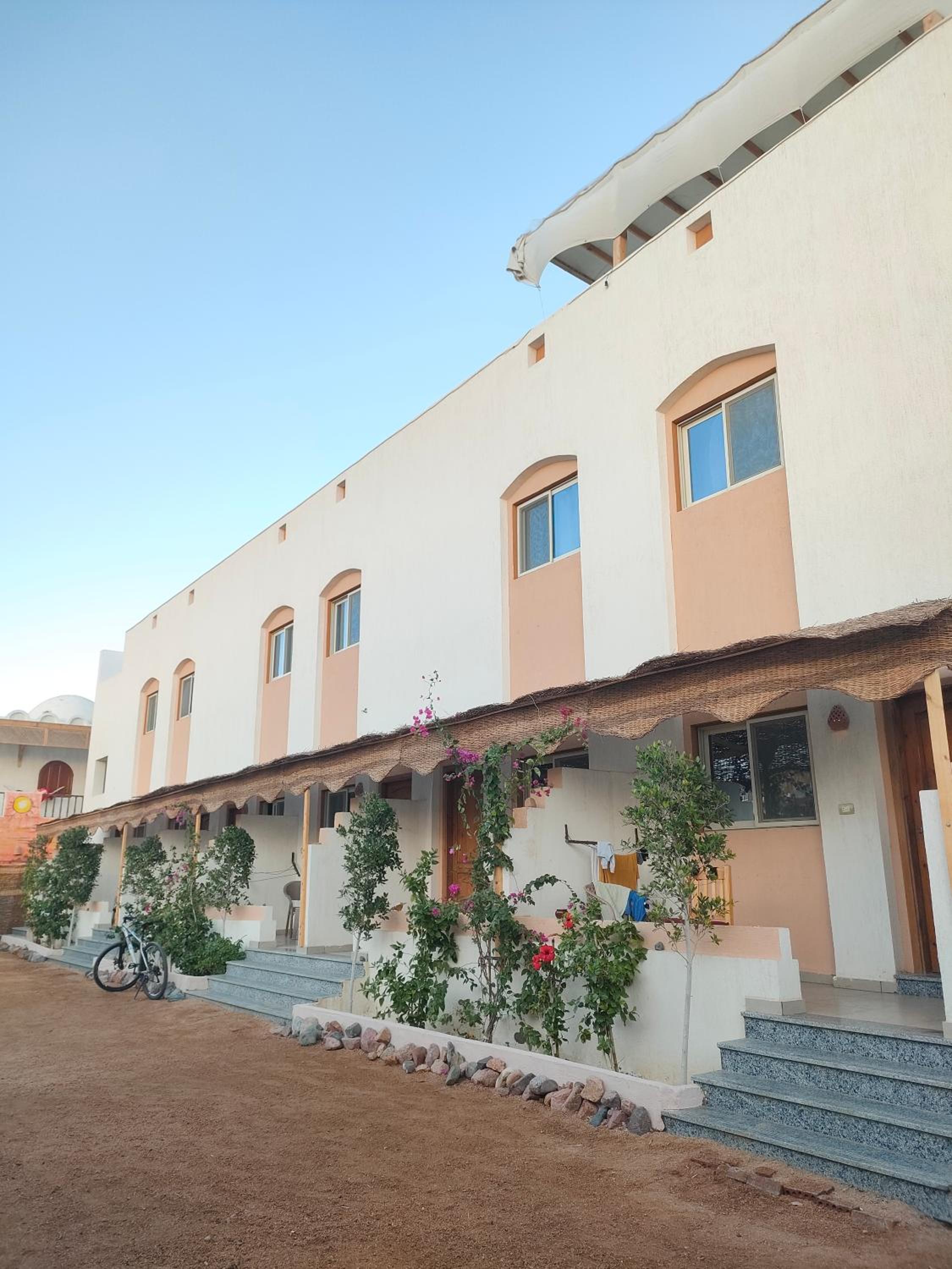 Hotel Al Deira Dahab Hotel - Image 1