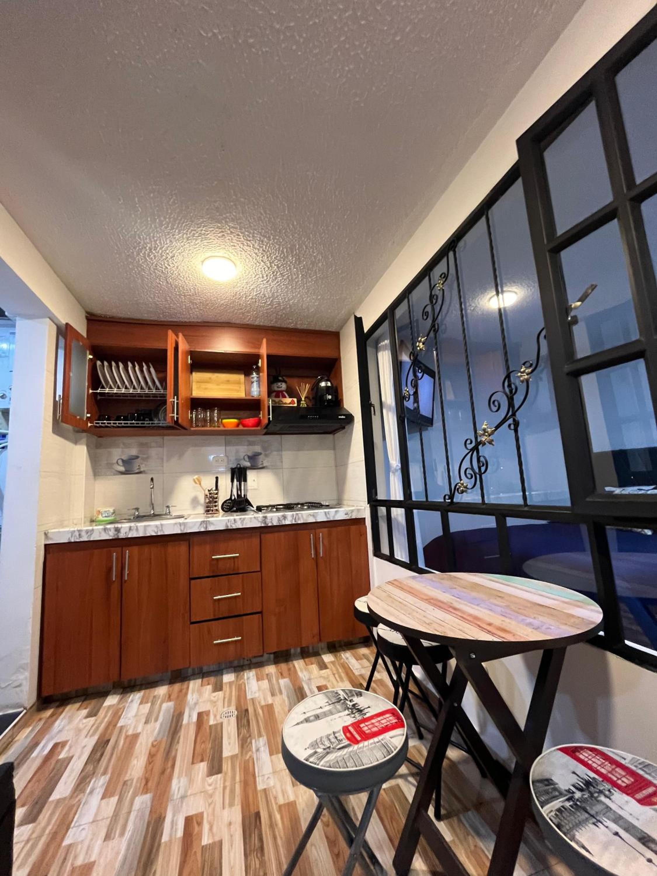APARTAMENTO PRIVADO CERCA AL AEROPUERTO