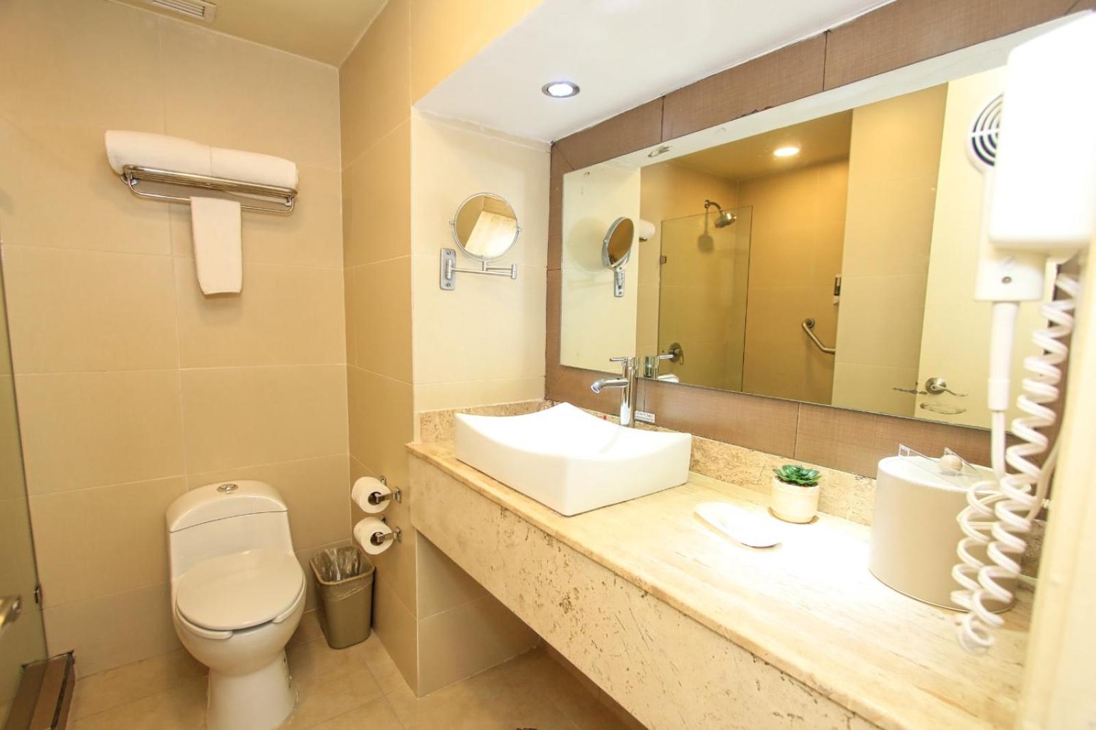 Binniguenda Huatulco & Beach Club