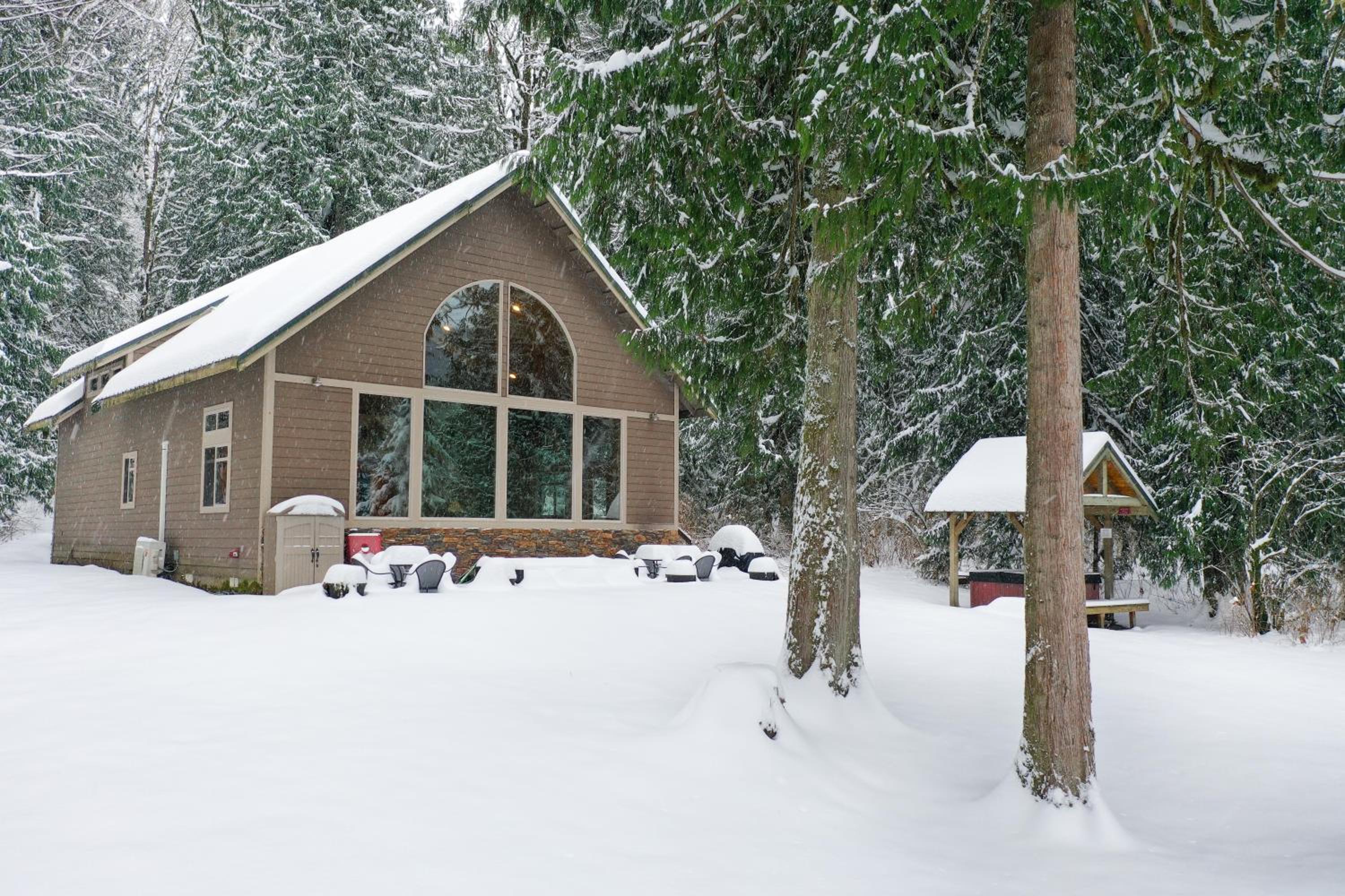Waterfront Chalet