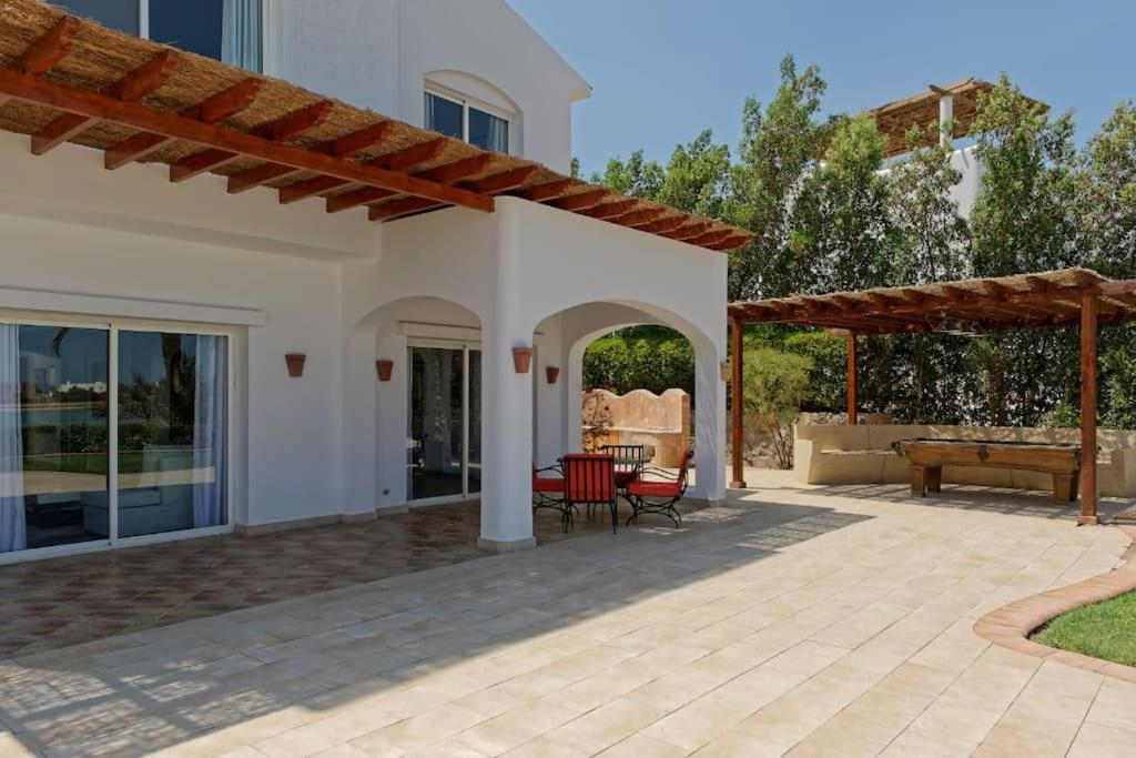 White Villa with open lagoon view