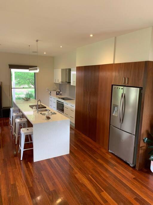 Claret Lodge Modern country retreat