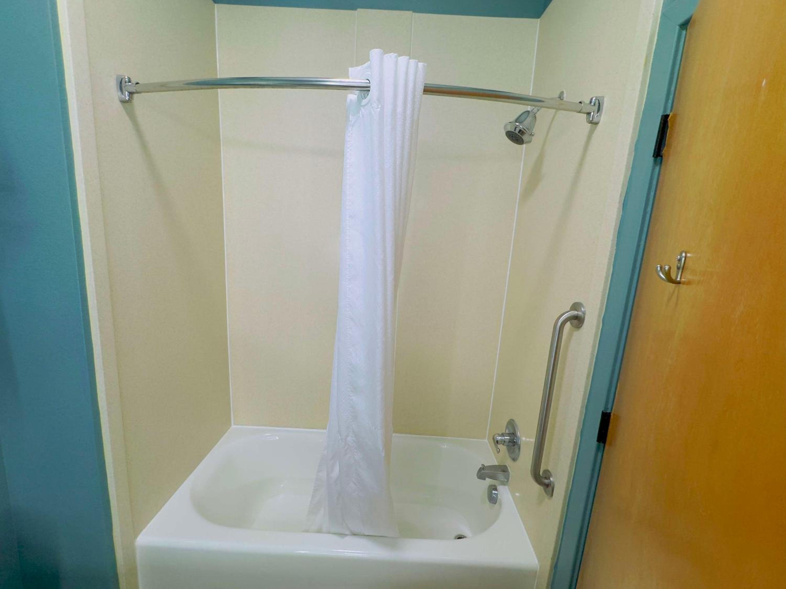 Richmond Vacations - Best Western Plus Glen Allen Inn - Property Image 4