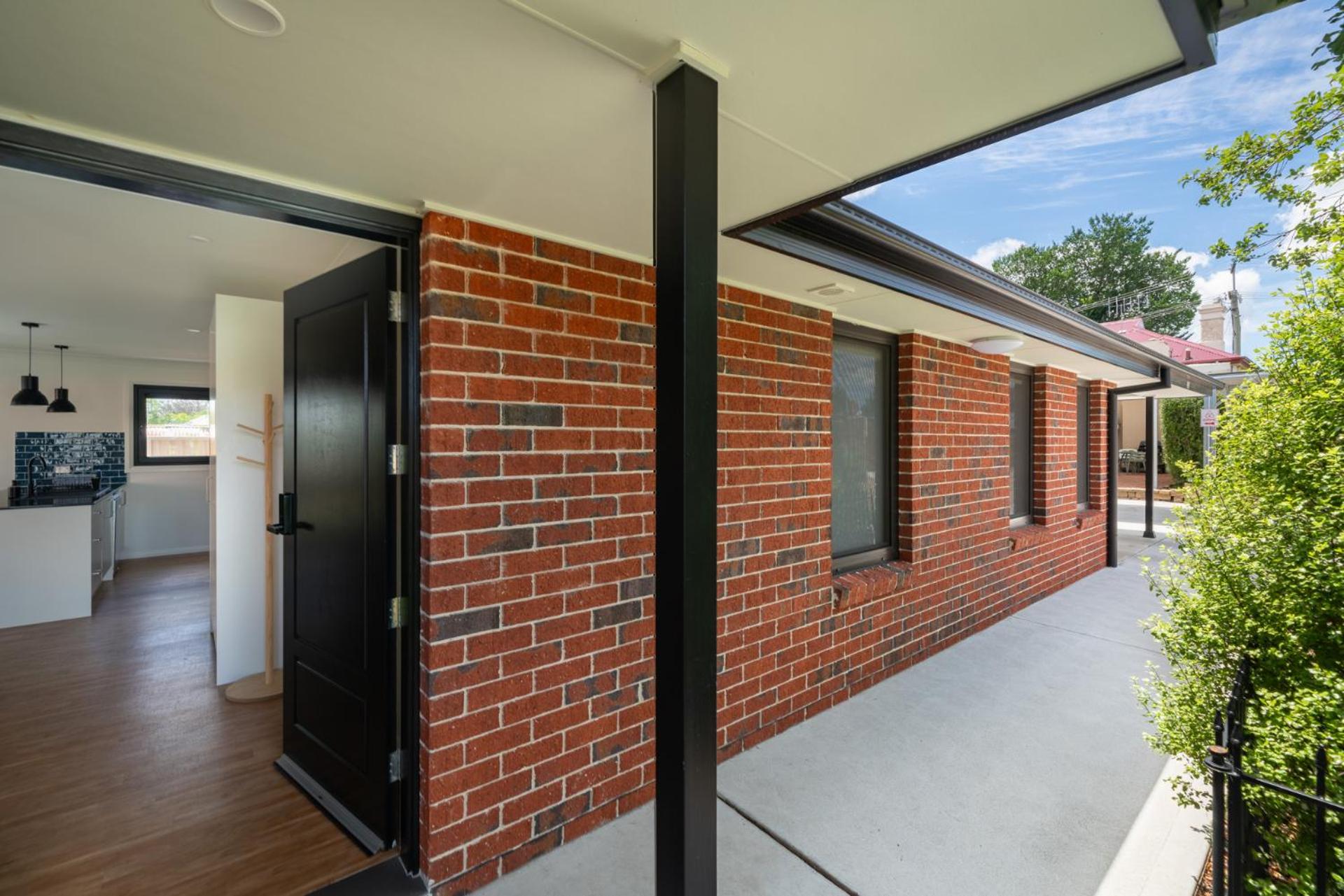 MèRose Place - Spacious Modern New