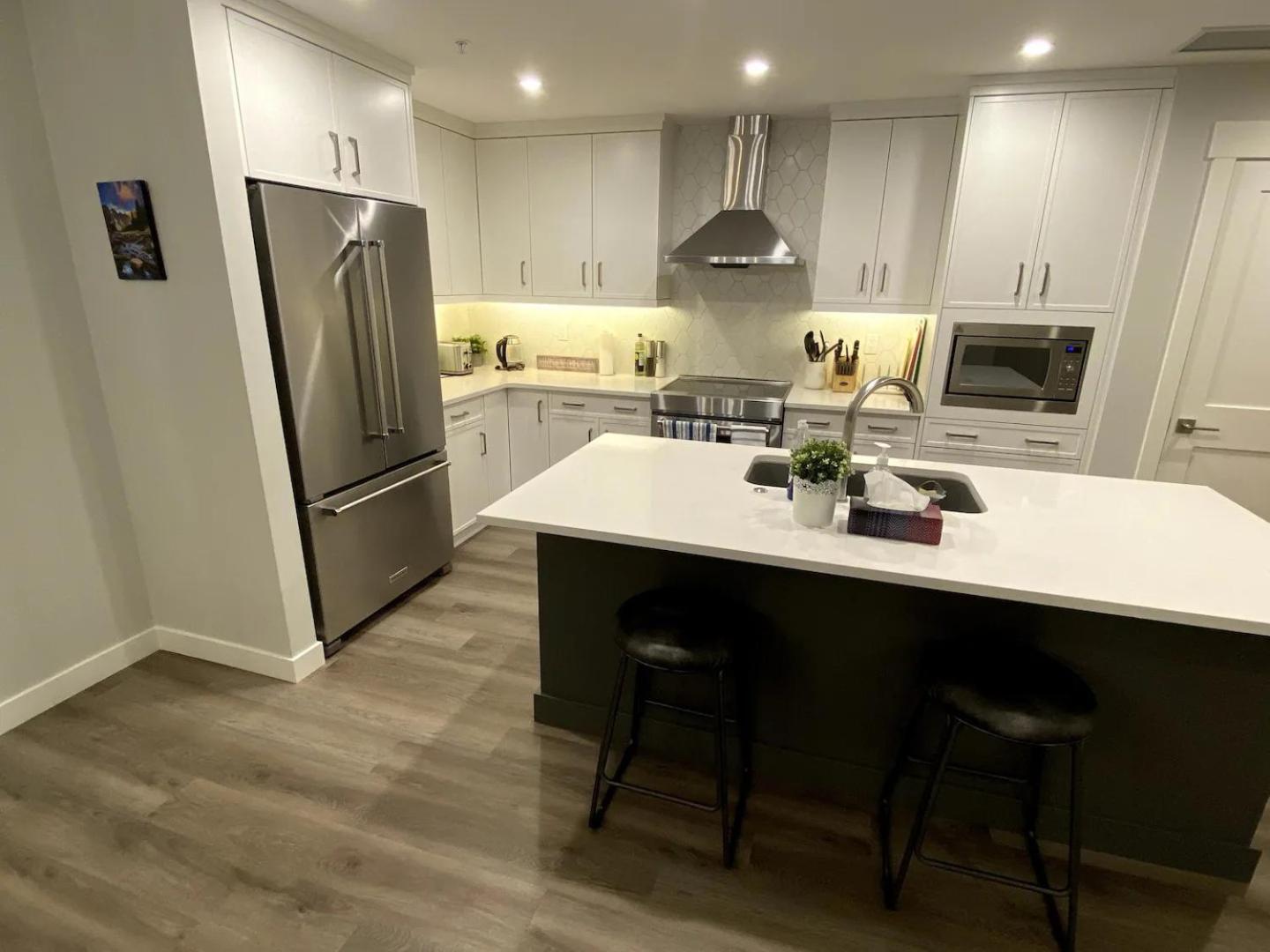 Luxury unit in the heart of Canmore