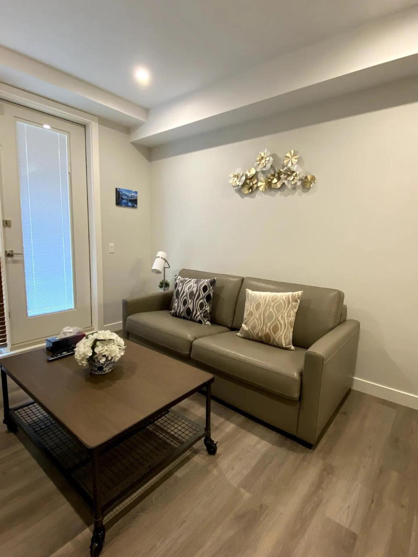 Luxury unit in the heart of Canmore