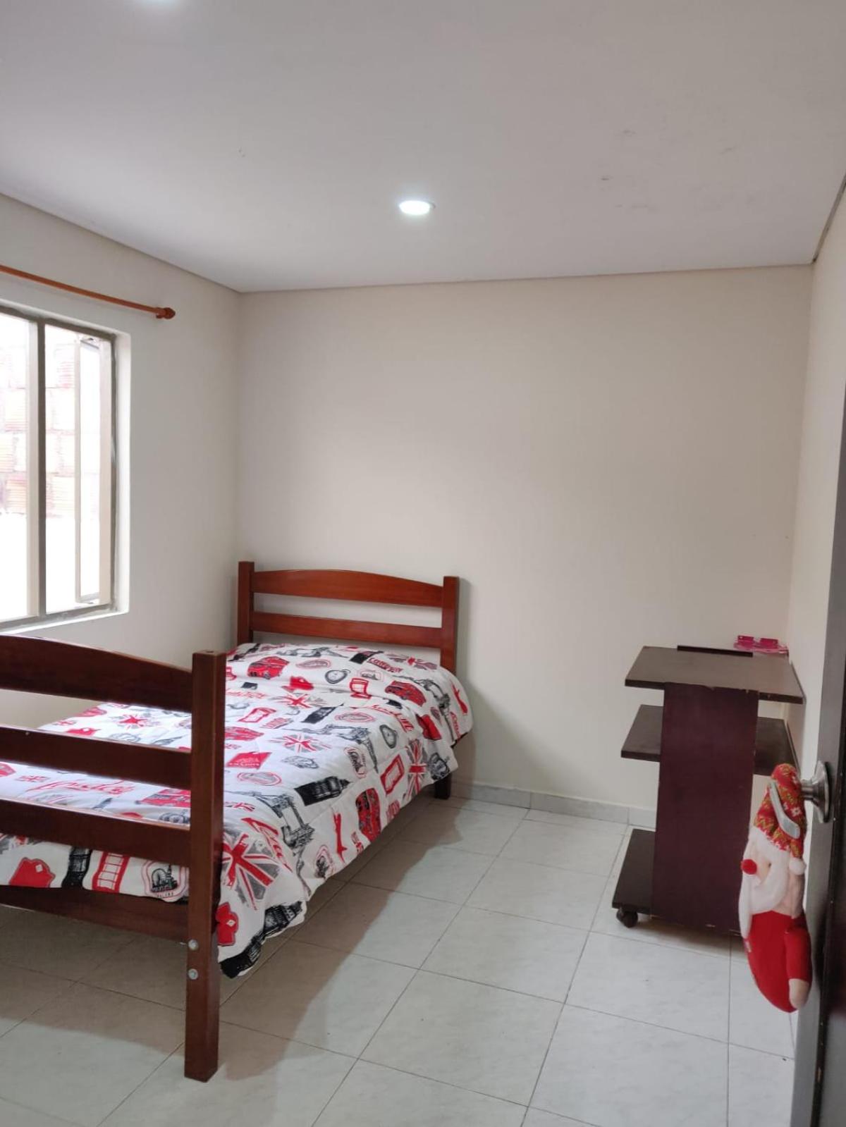 Casa confortable 3 min del centro de Funza zona de tranquilidad