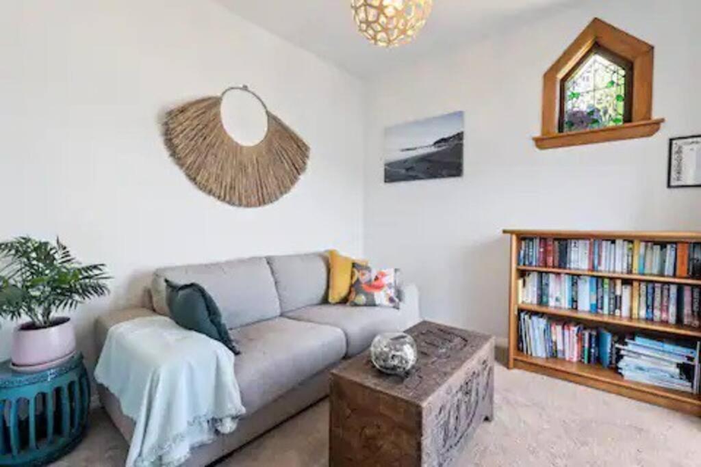 Seaglass Cottage