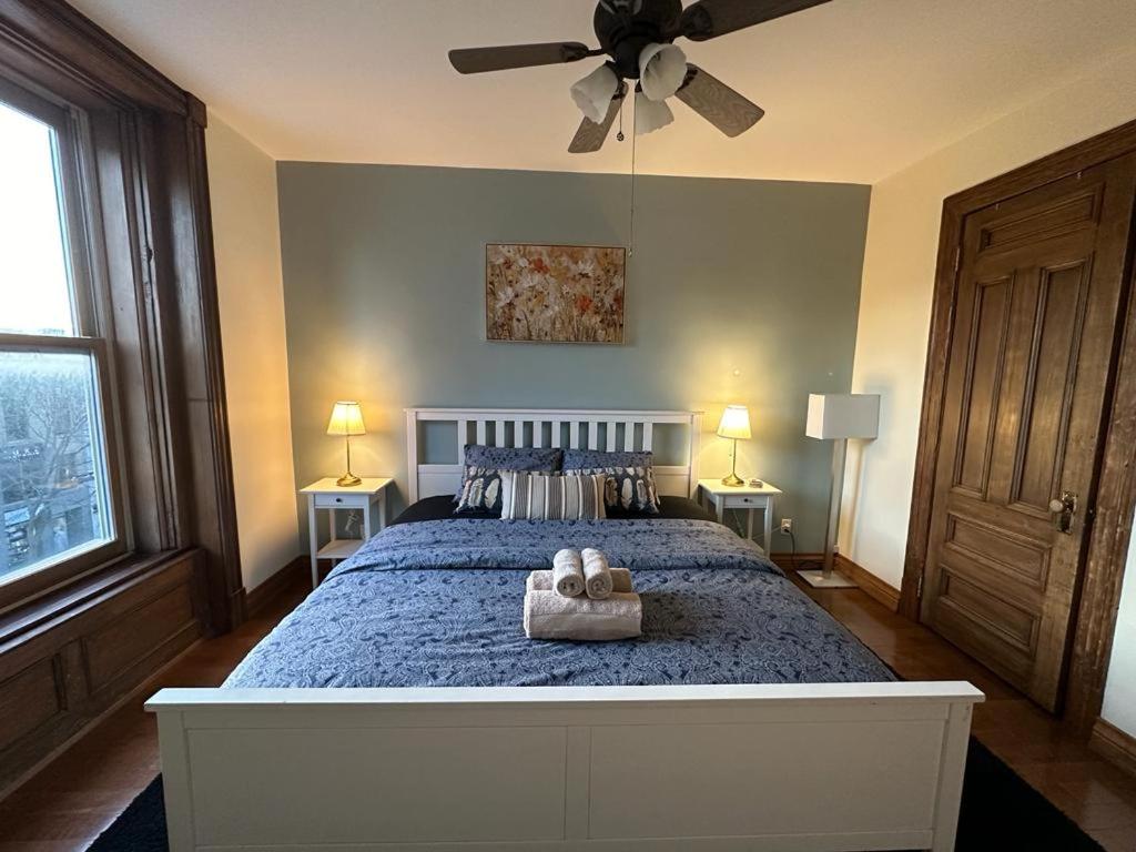 Montreal Sophistication & Style - Newly Renovated