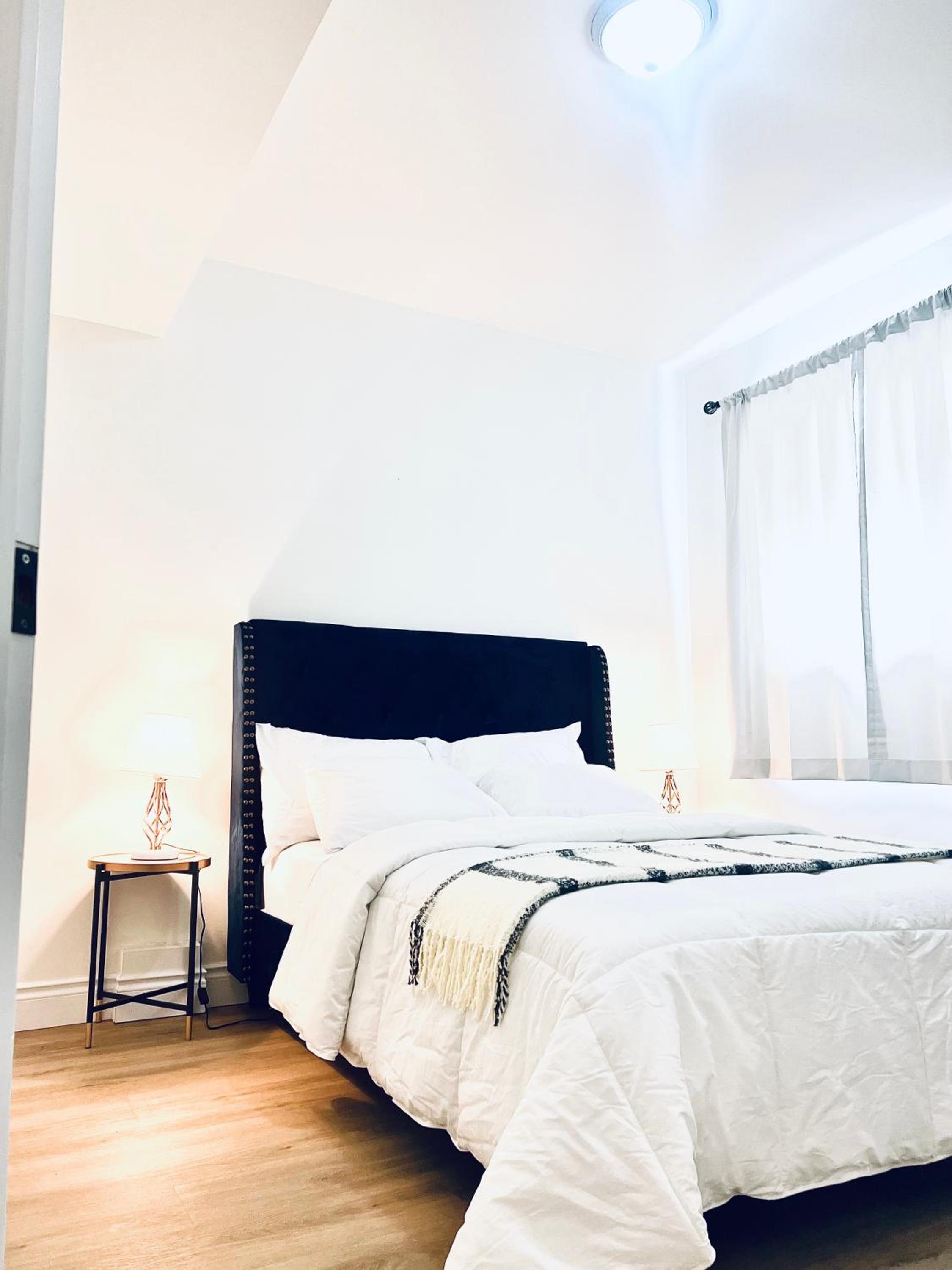 LaVida Exclusive Guest House (Rm #3)