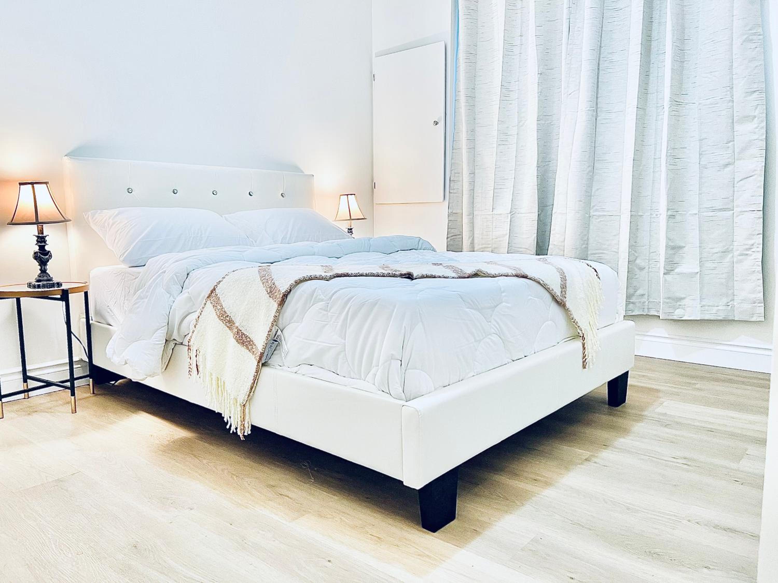 LaVida Exclusive Guest House(Rm#4)