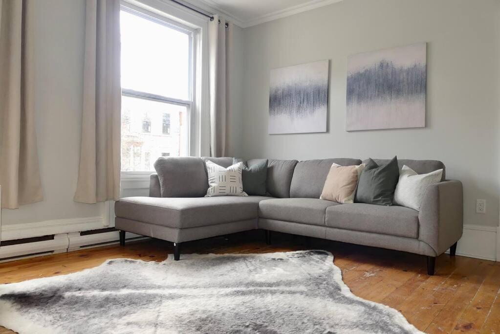 Historic Downtown Apt #2