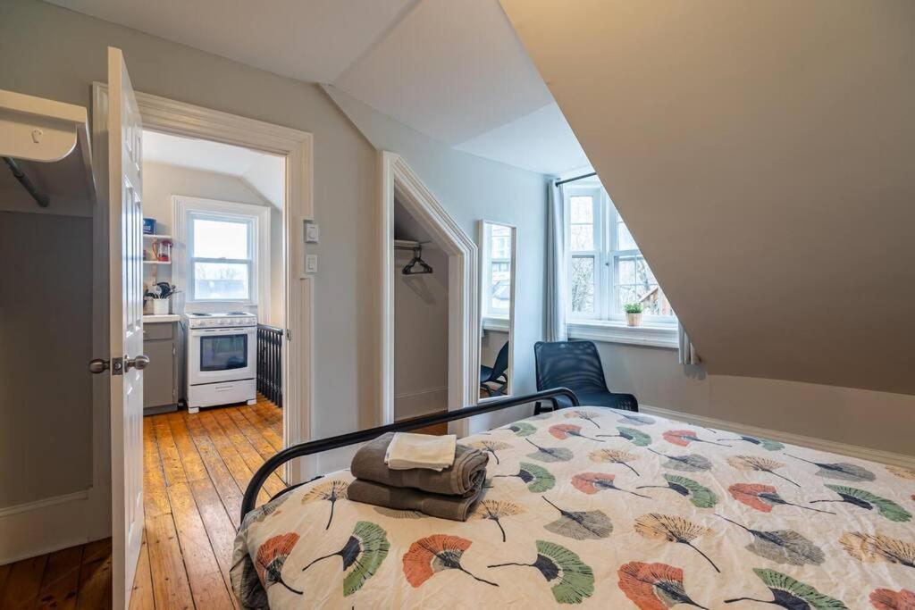 Sunny Loft #4, Historic Home