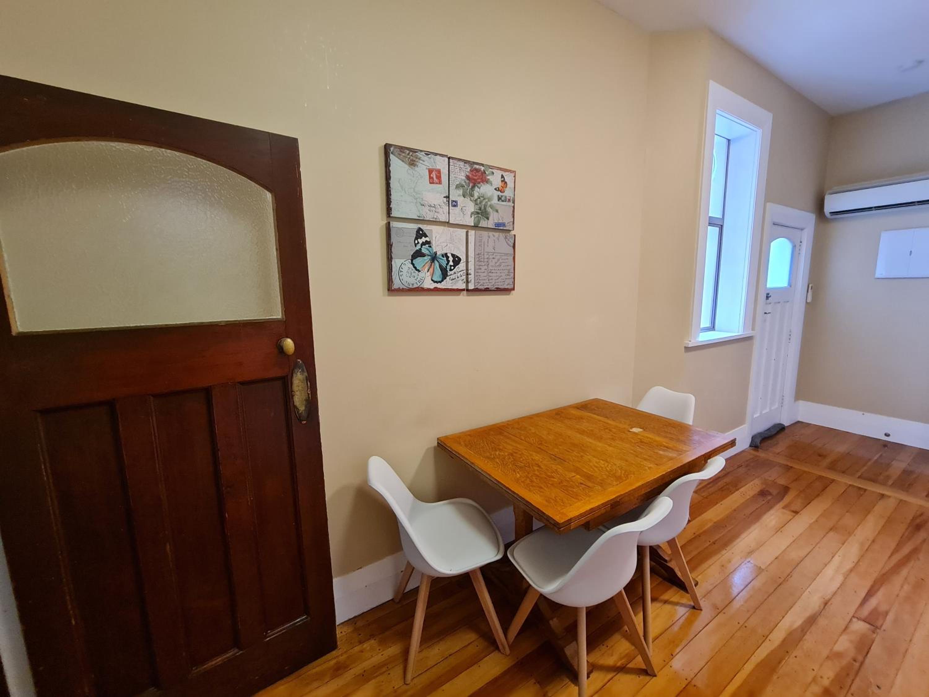 Dunedin City Centre Tidy Affordable Room C view 4