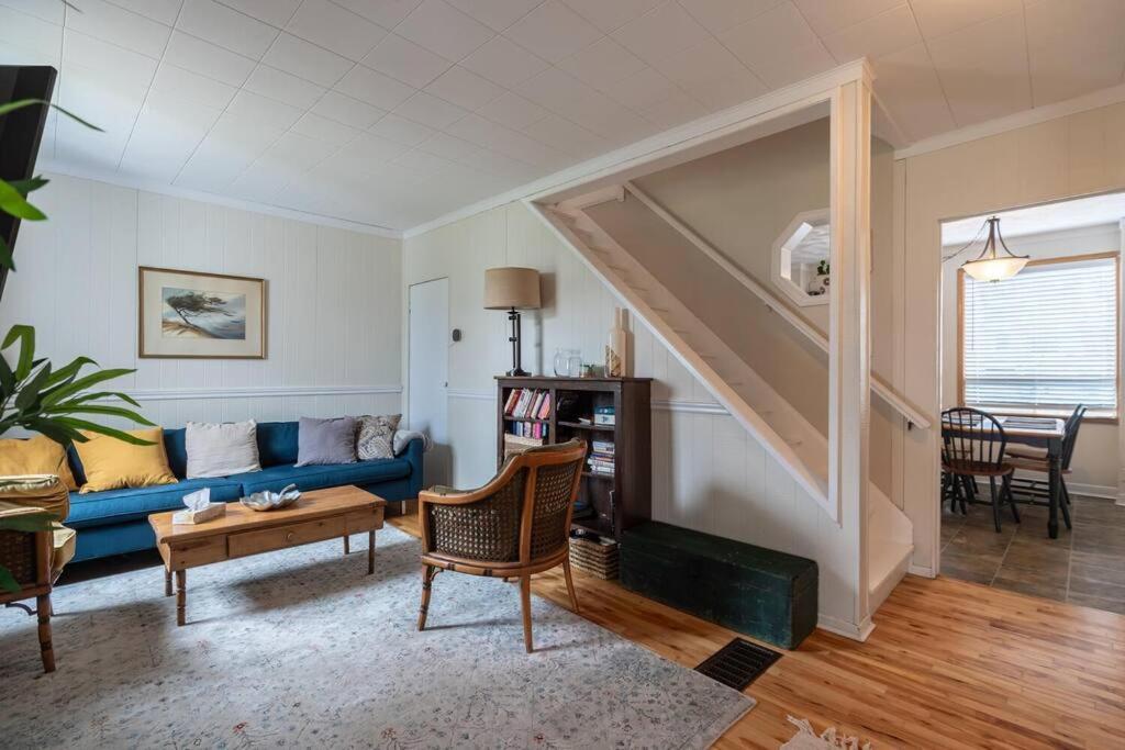 Charming Townhouse, Historic Hydrostone
