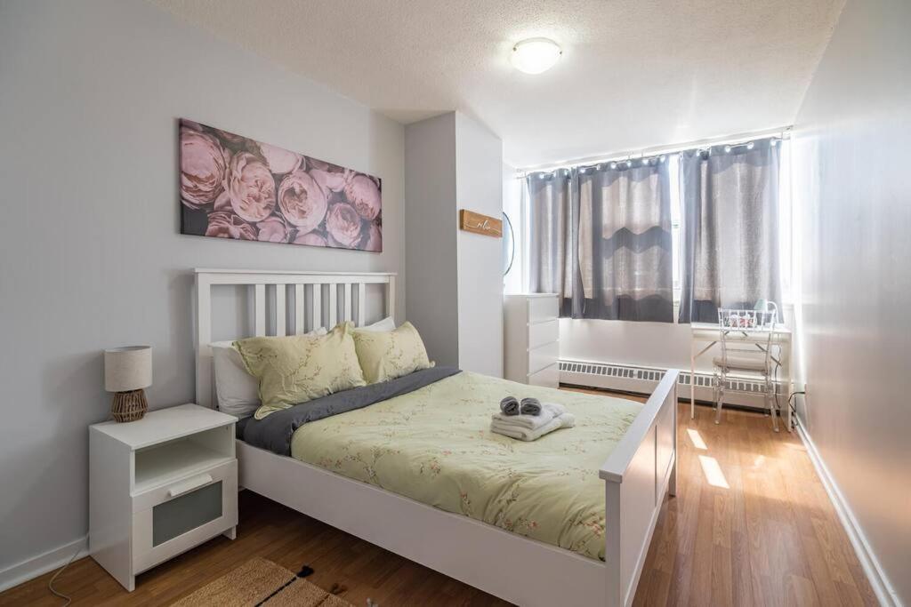 Spacious Downtown Apt #9A, Amazing View