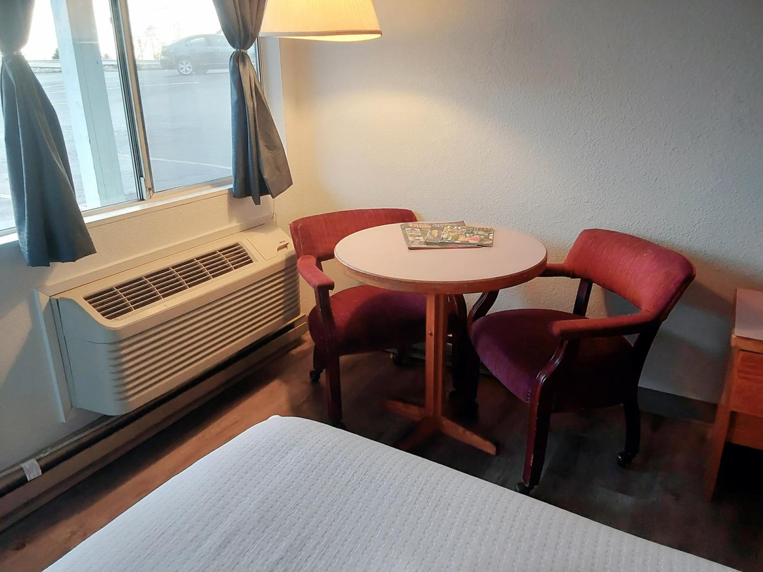 Harbor Inn view 4