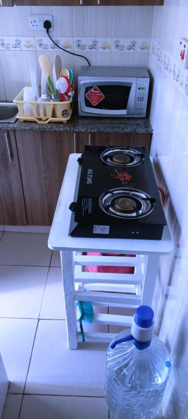 Malazi Airbnb- South B view 2