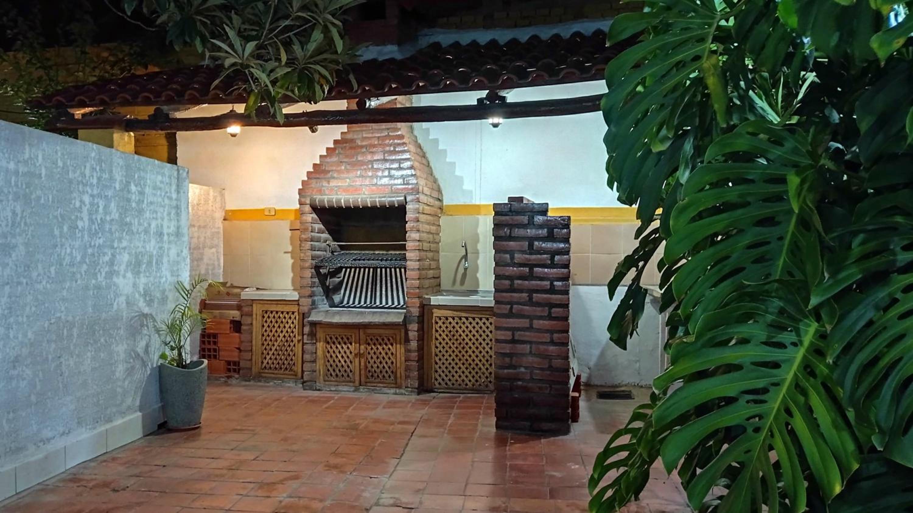 Céntrico Monoambiente con Parrillero Privado