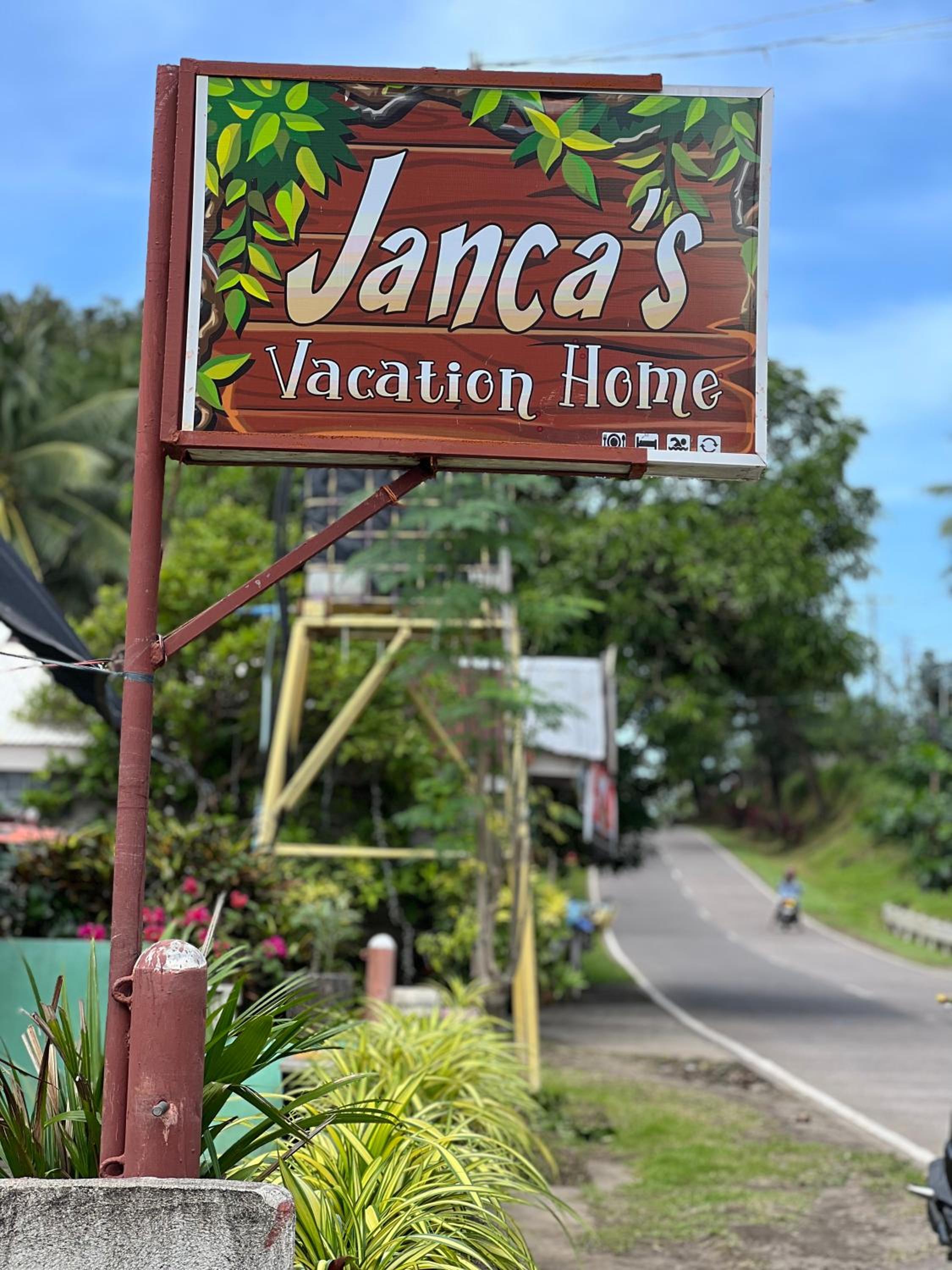 Jancas Vacation Home Camiguin Family Room view 3
