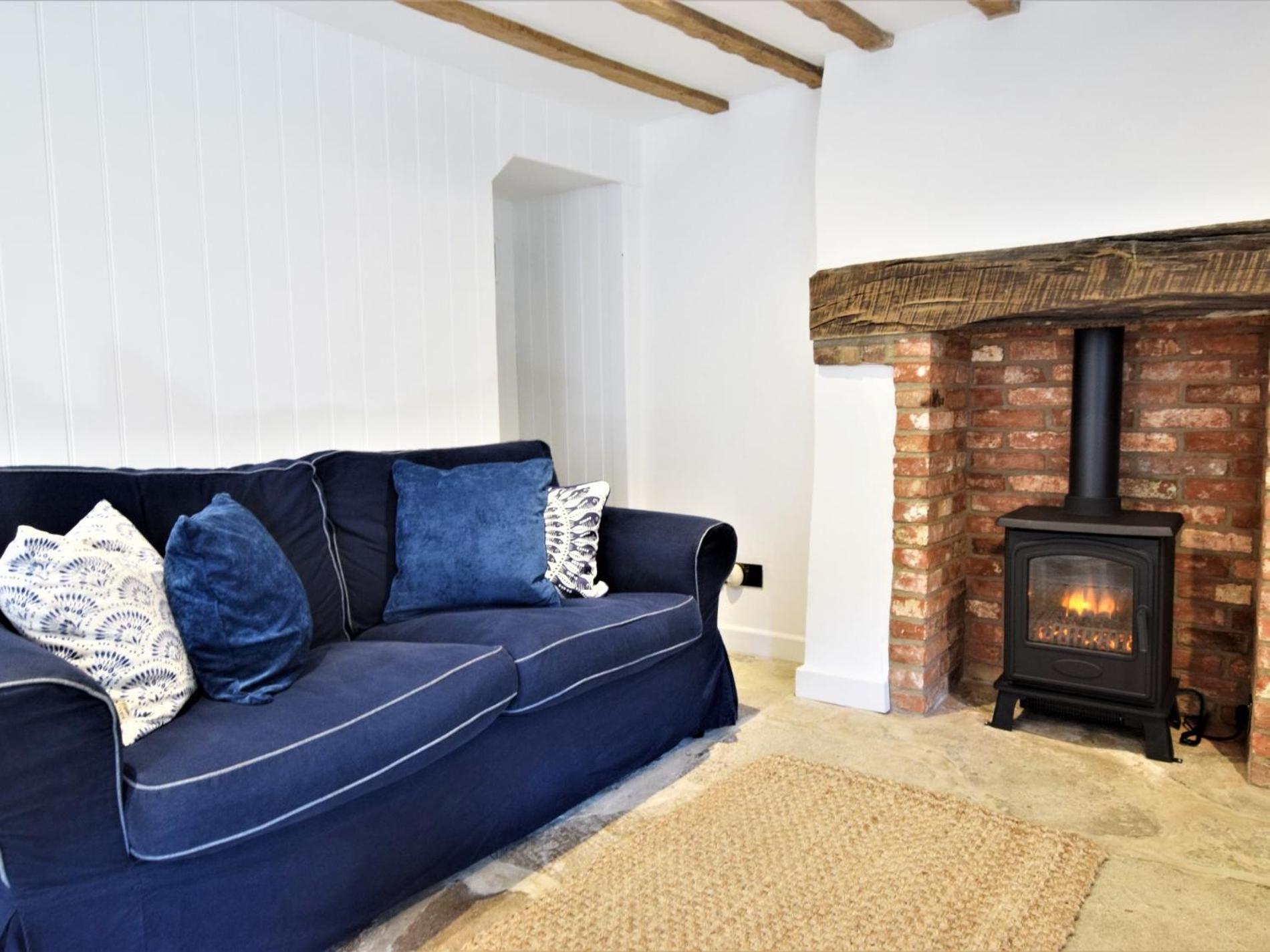 2 Bed in Bridport oc-dc166 view 4