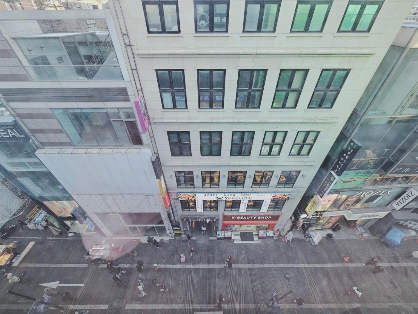 Ekonomy Hotel Myeongdong Premier