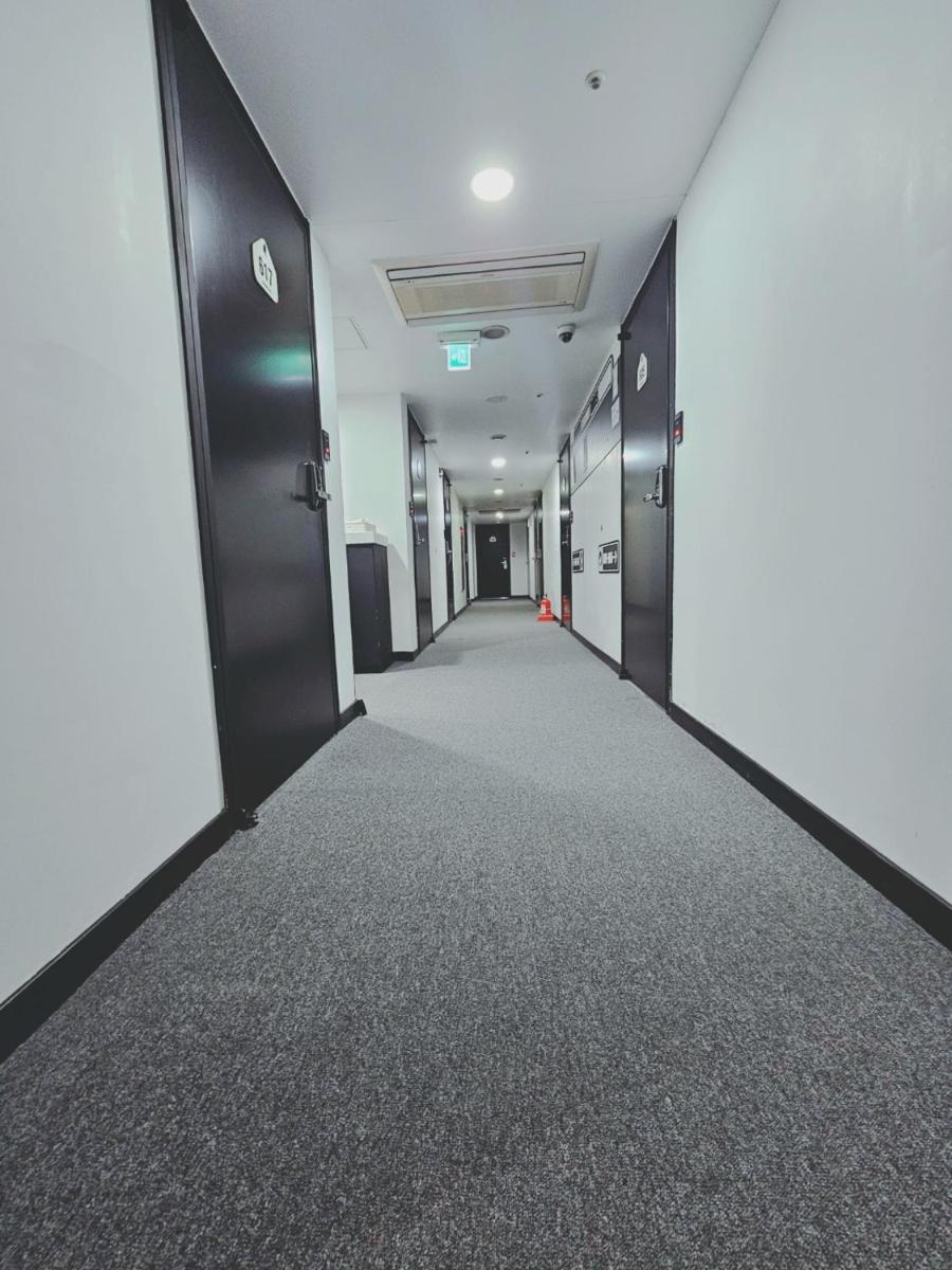 Ekonomy Hotel Myeongdong Premier