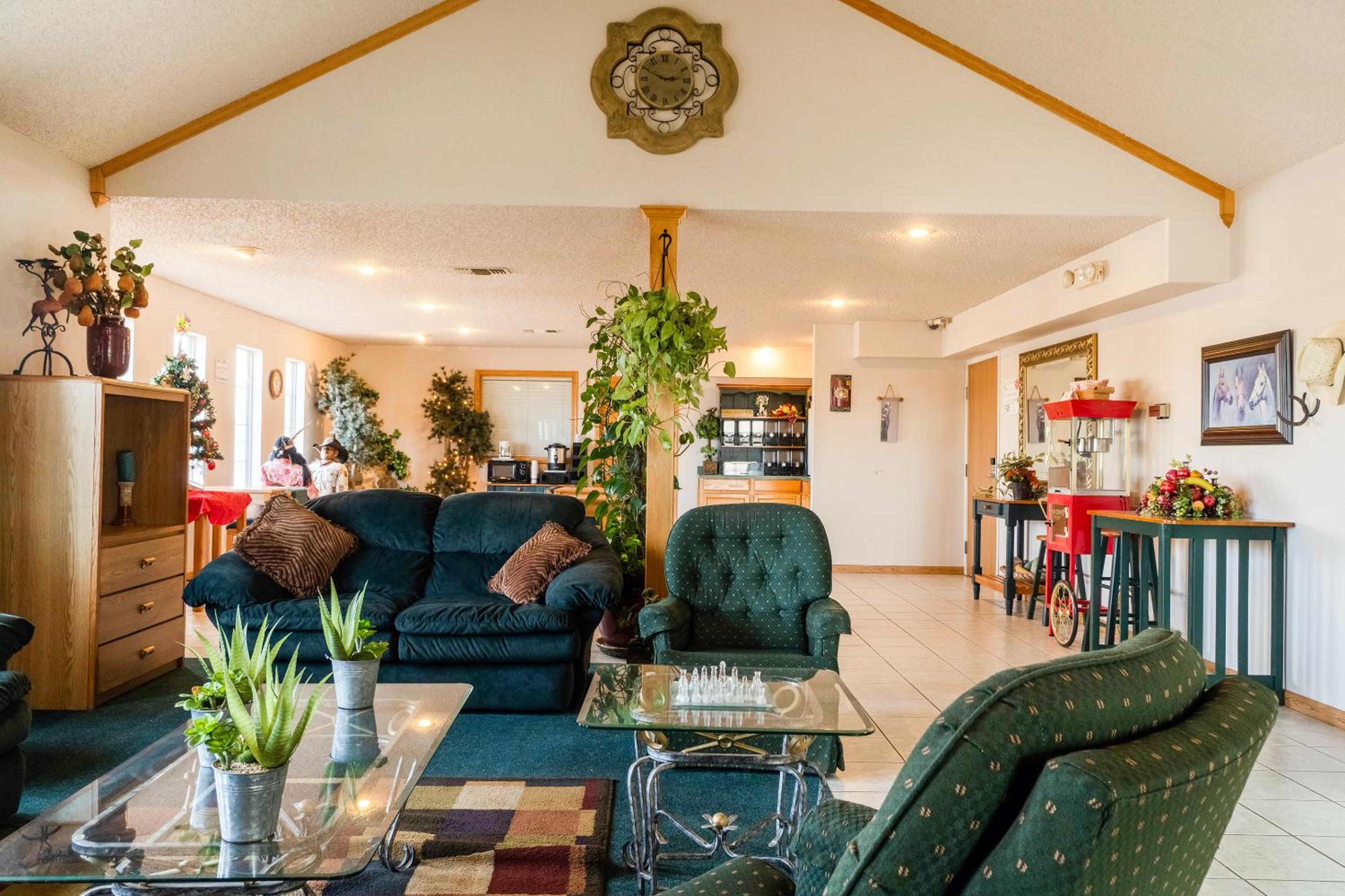 HomeTown Inn By OYO Texhoma, OK