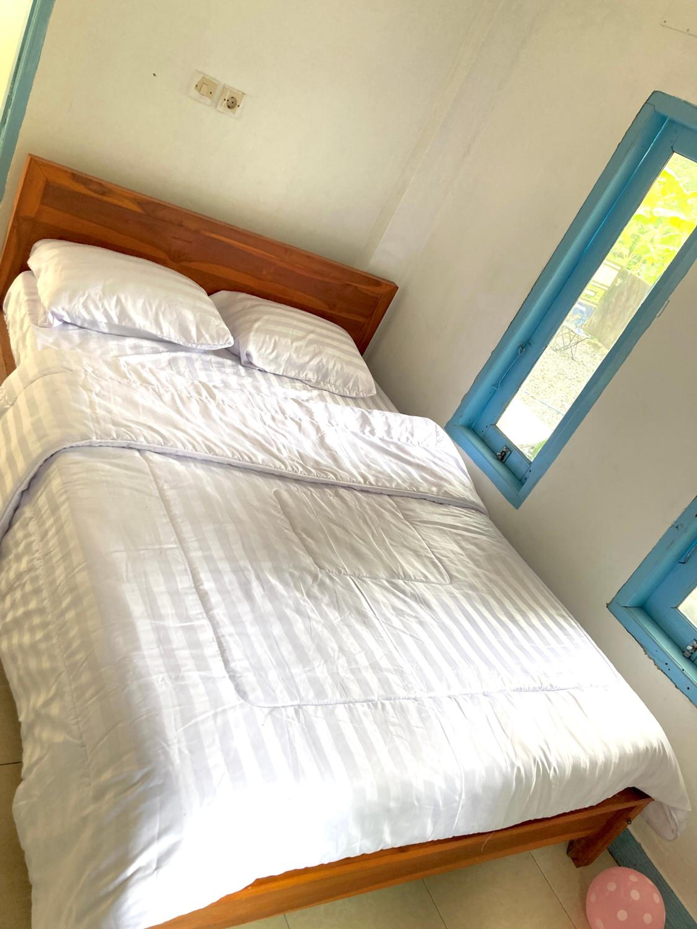 Aryana Guest House