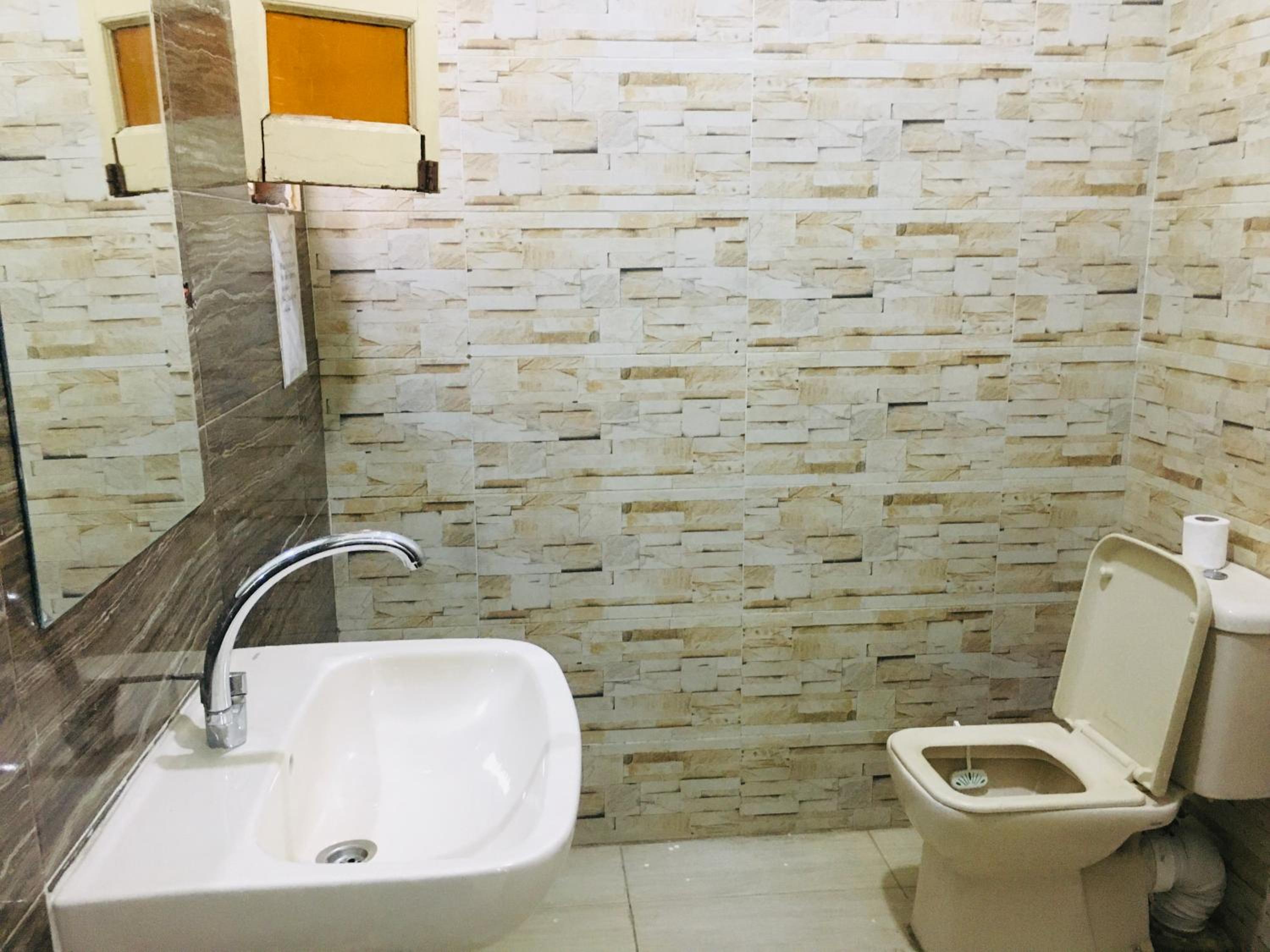 Cairo Lodge Hostel