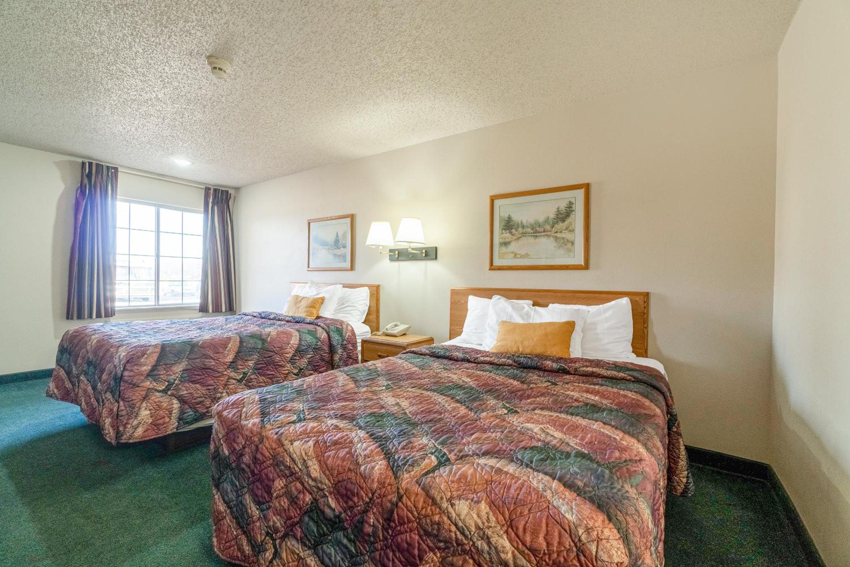 HomeTown Inn By OYO Texhoma, OK